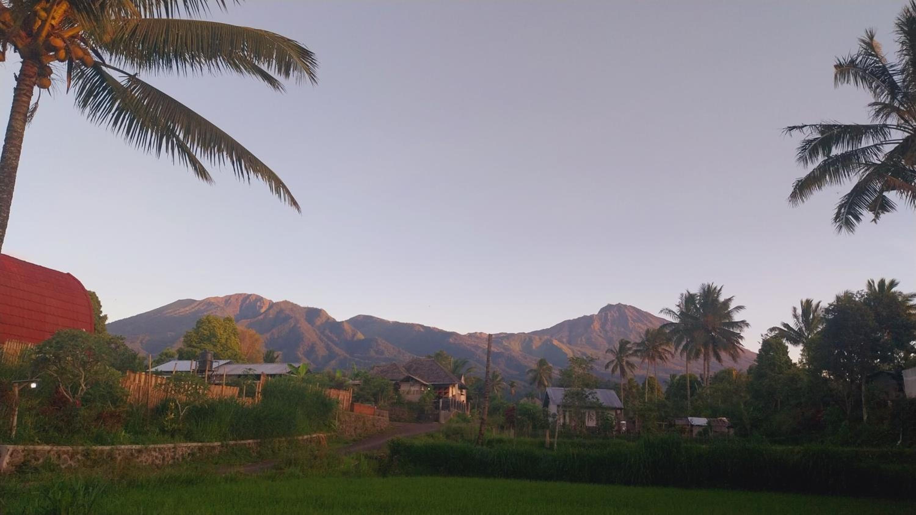 Raturinjani homestay