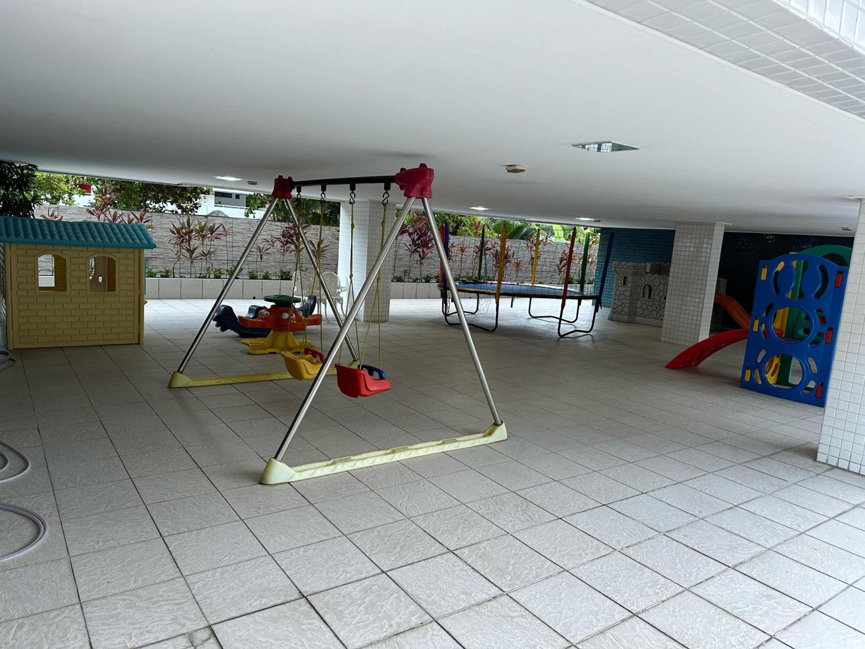 Apartamento na Av. Cabo Branco (BEIRA MAR)