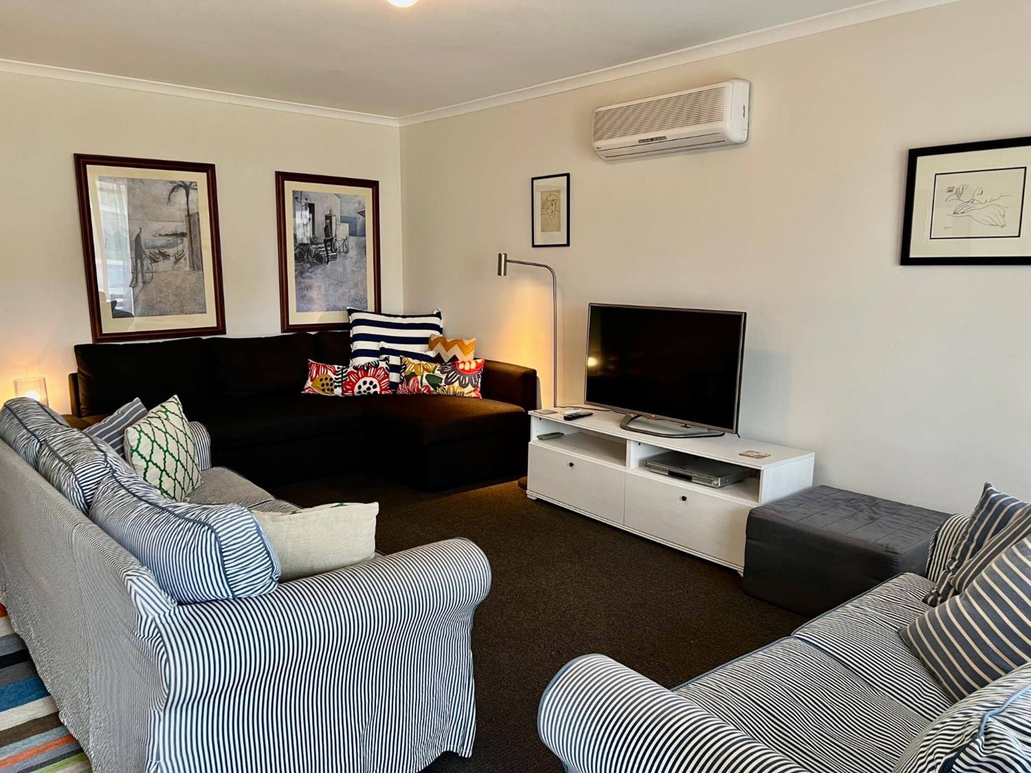 Clampetts Pet Friendly Close to Township