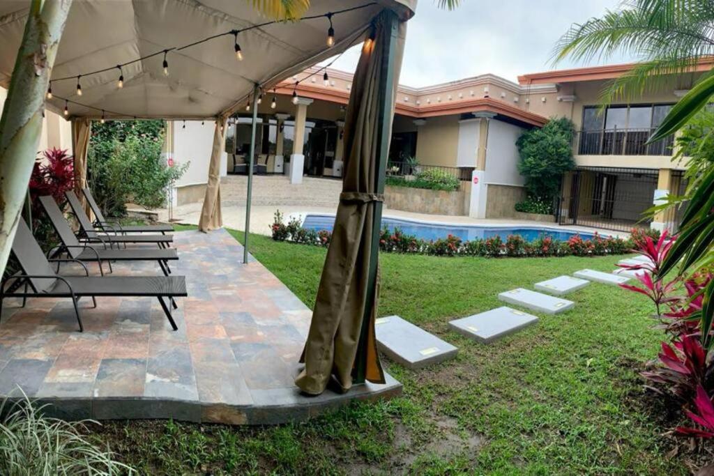 Luxury Apt, fully equipped, near to SJO airport