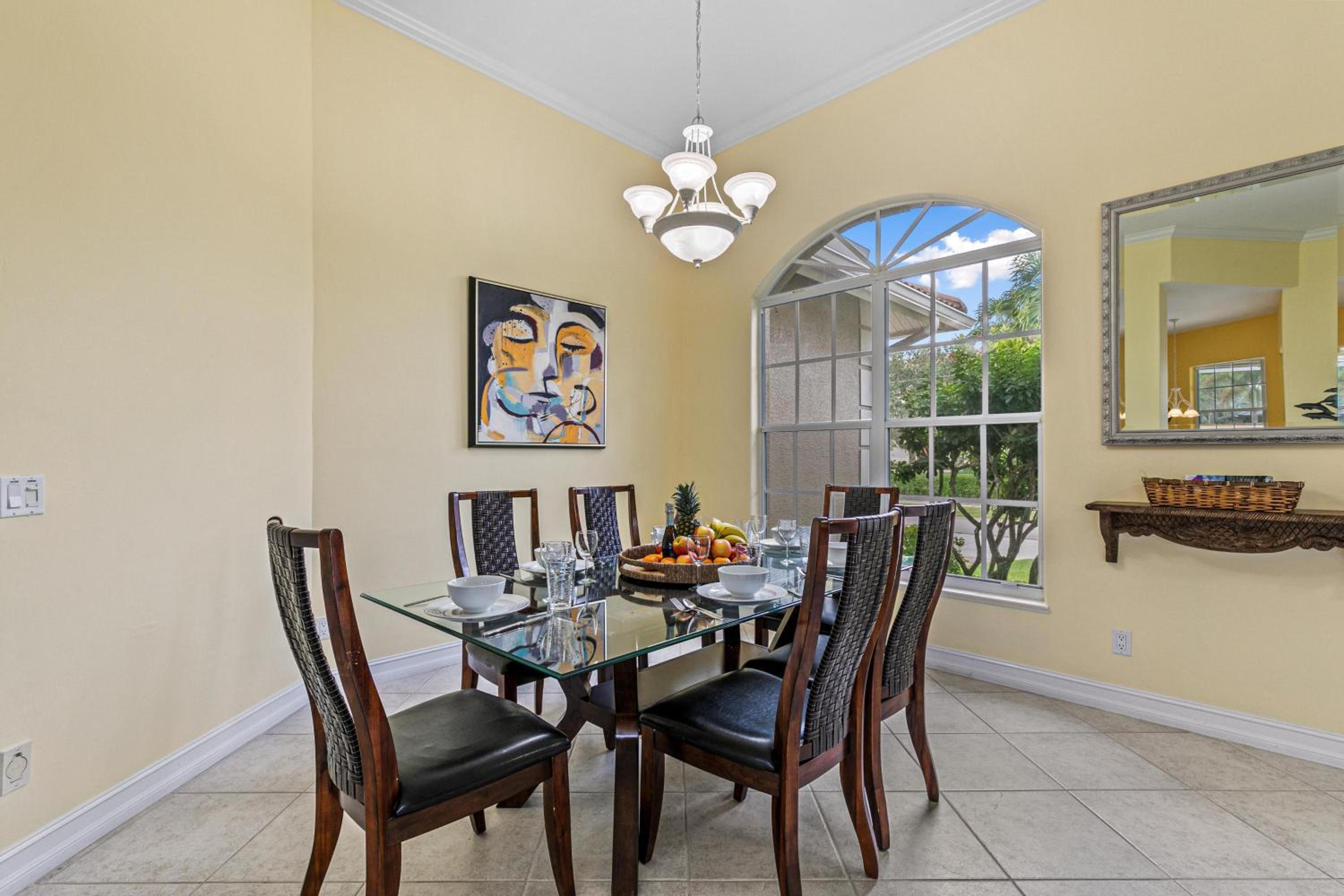 Updated and Luxurious 5BR Waterfront Oasis on Marco Island