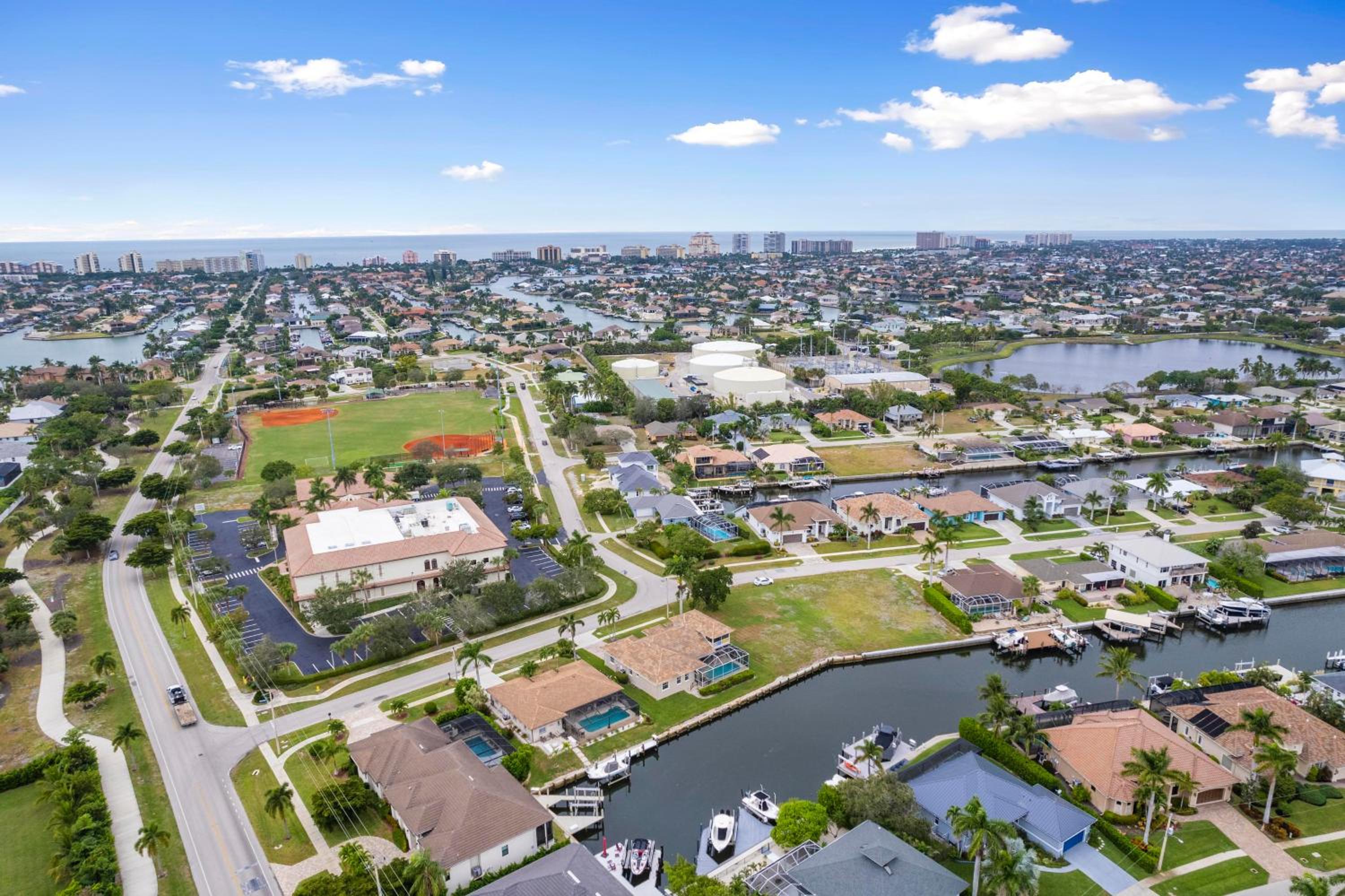 Updated and Luxurious 5BR Waterfront Oasis on Marco Island