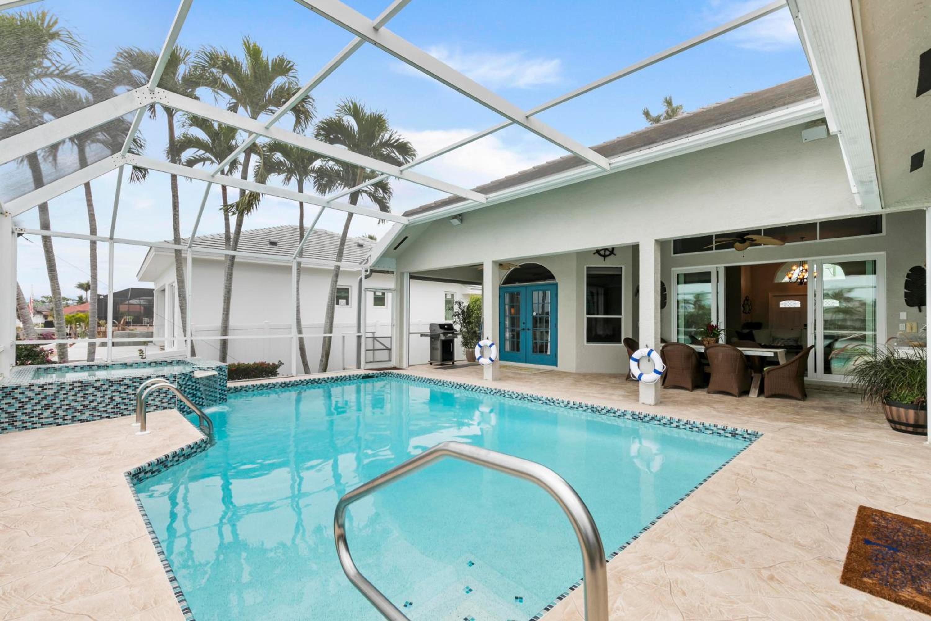 New 2024 Renovation! Gorgeous Island Oasis with SW Exposure on Marco Island view 5