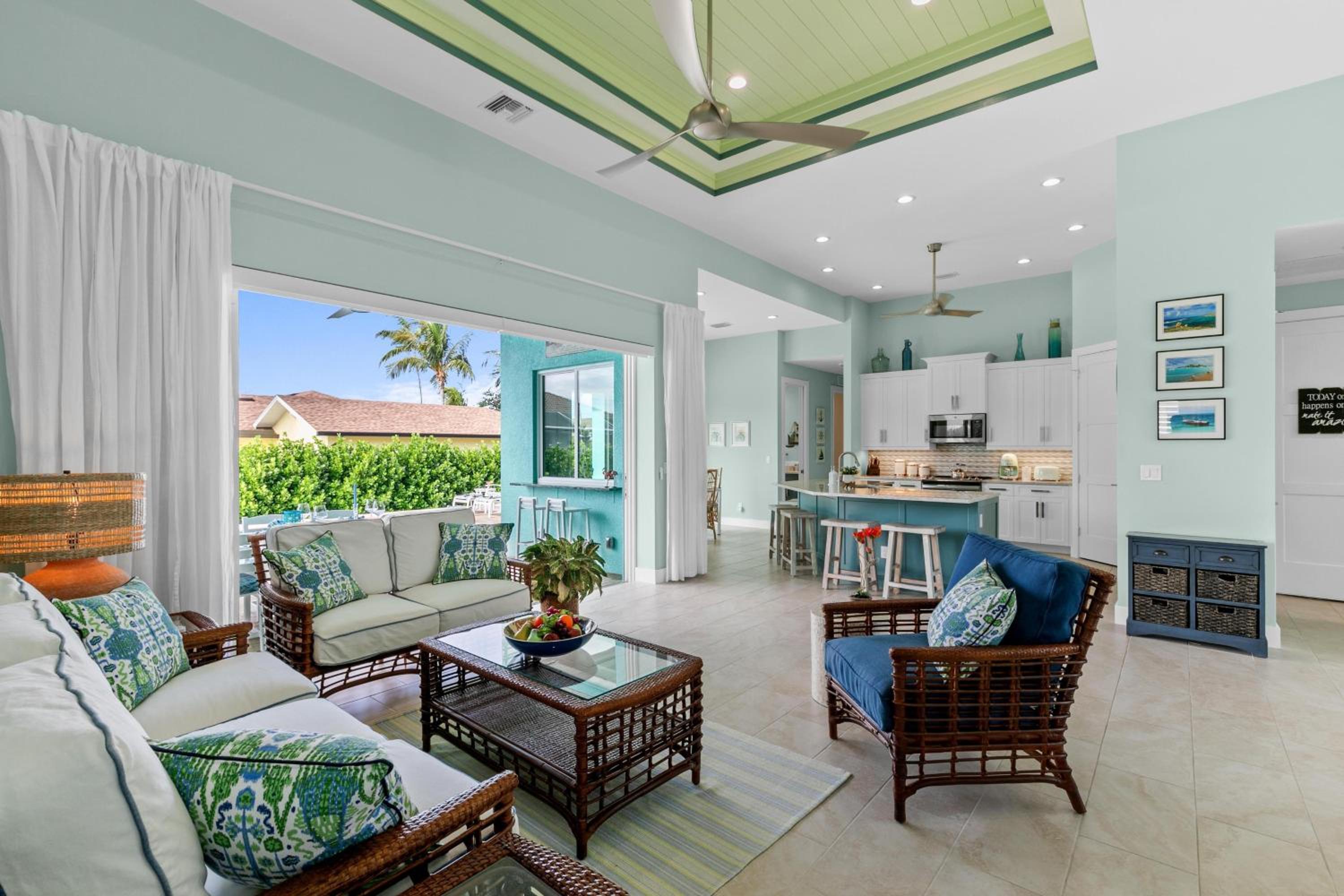 Stunning 3-Bedroom Beach Oasis with Private Pool and Luxurious Amenities view 4