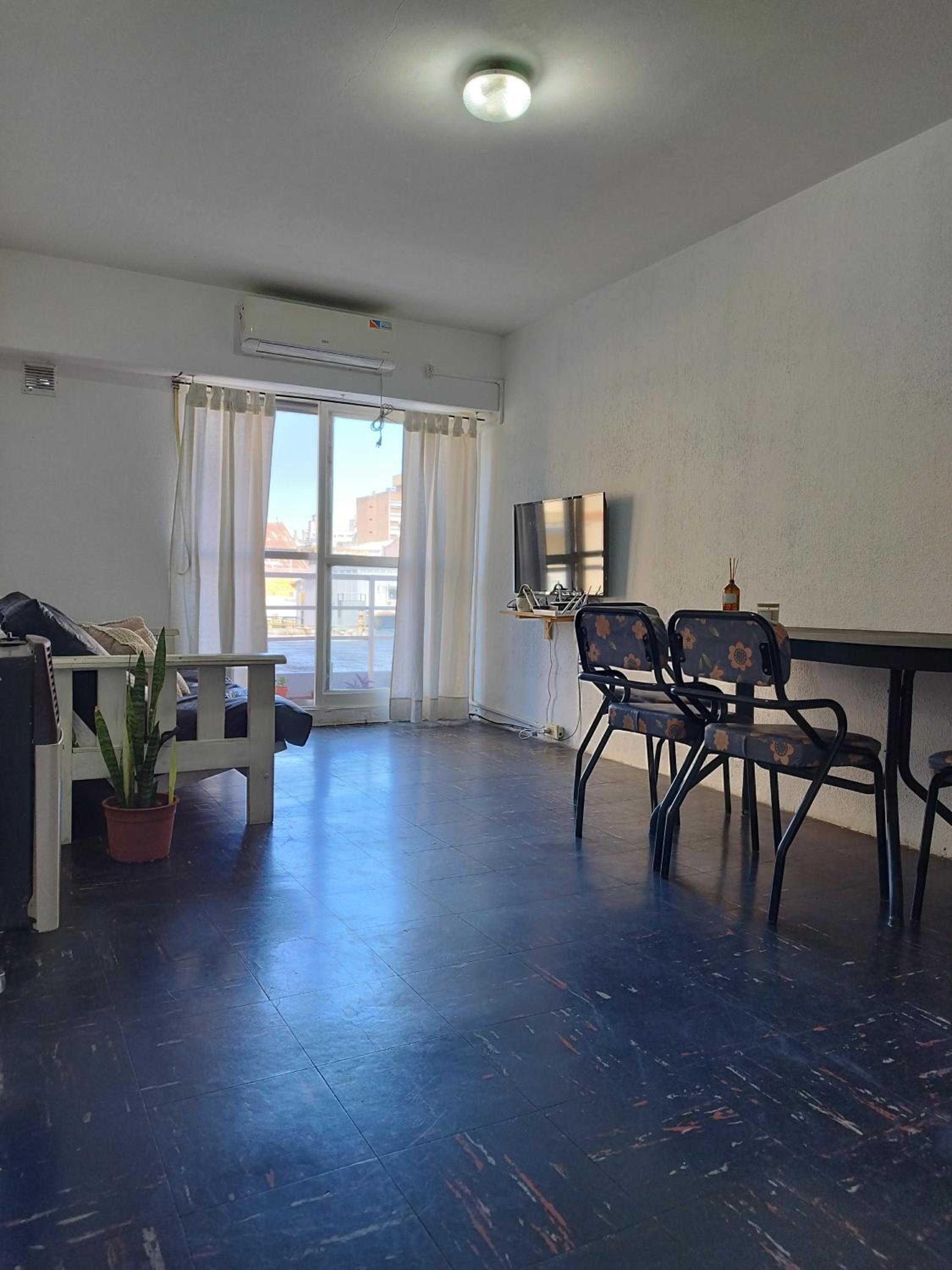 Depto Casita Che, centrico a mts del Paraná