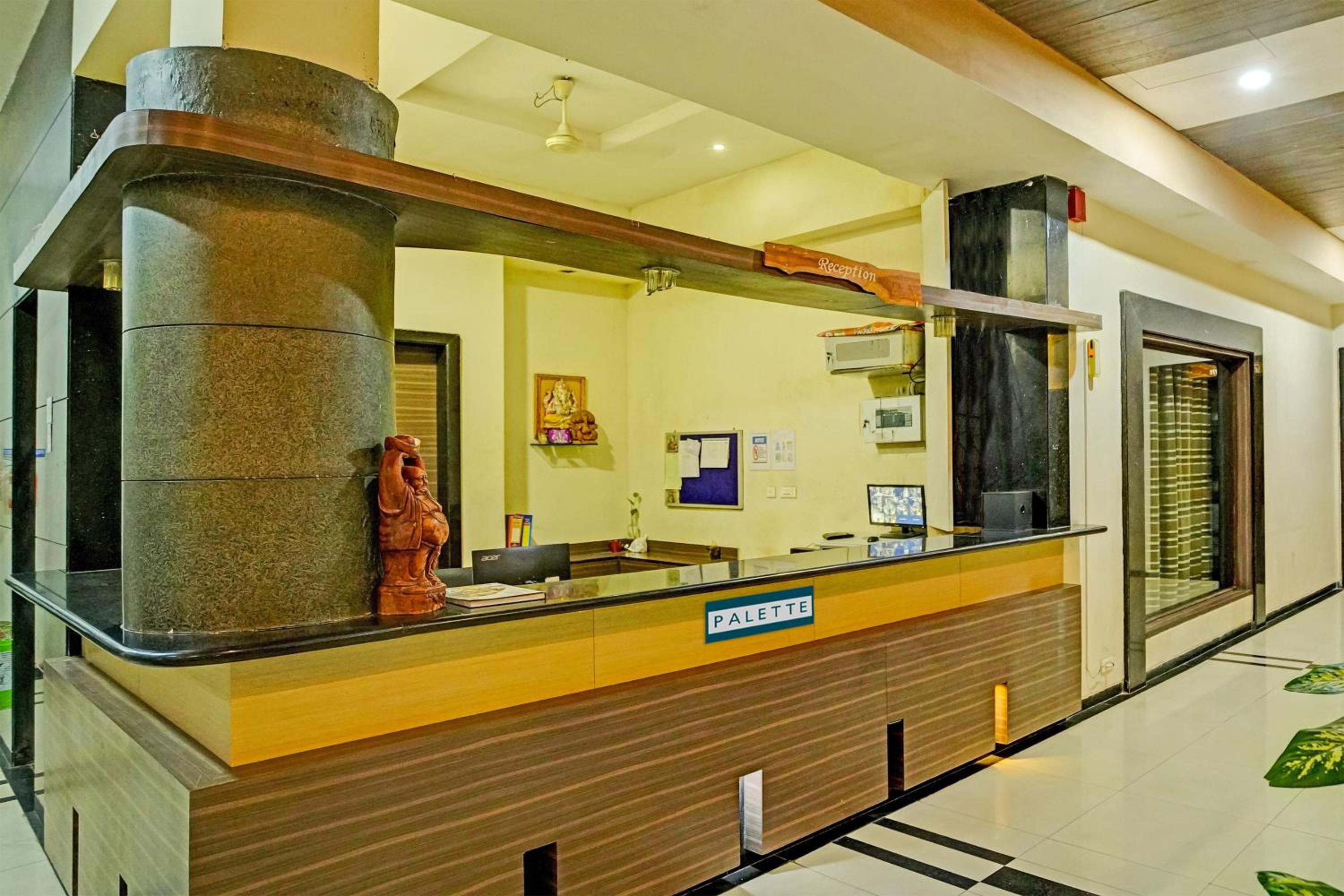 Super Townhouse Kakinada Nagamalli Thota Junction view 5