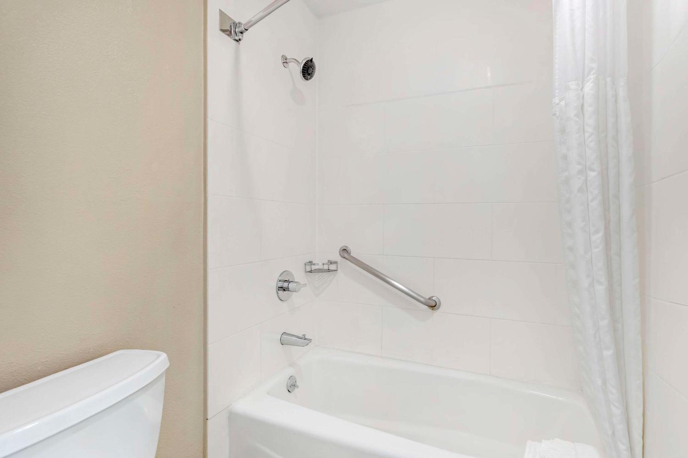 Comfort Inn Santa Monica - West Los Angeles