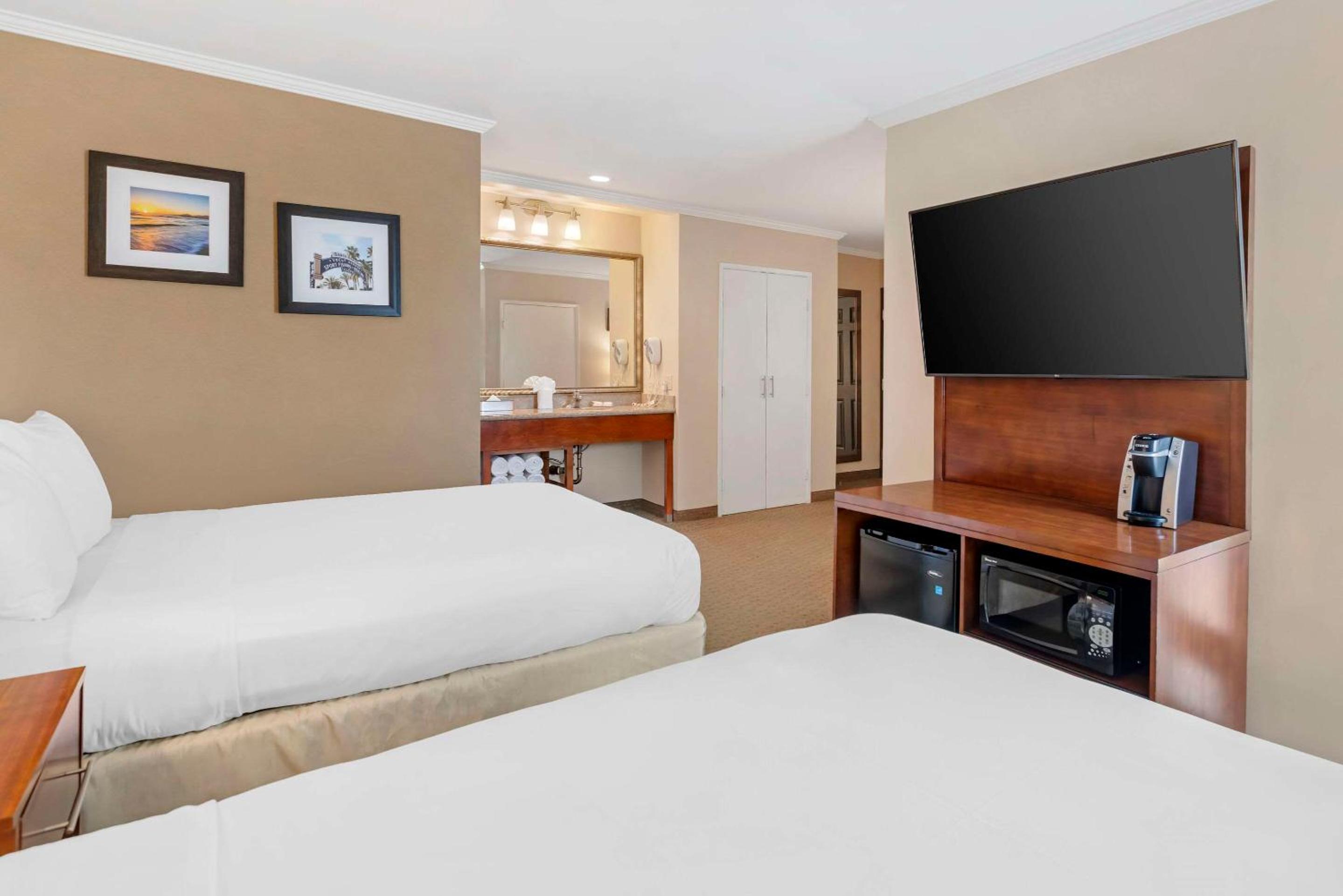 Comfort Inn Santa Monica - West Los Angeles