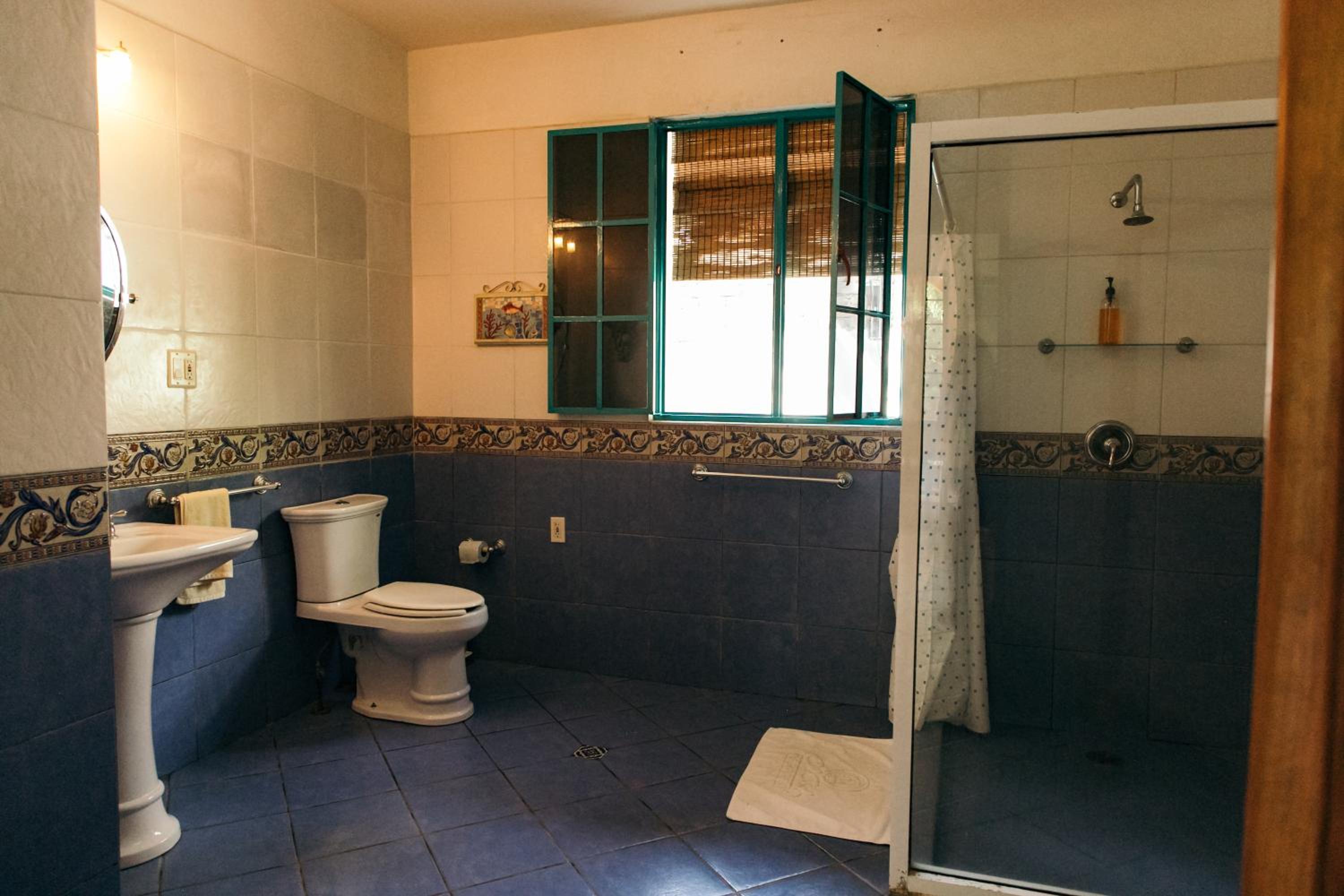 Bombon Guesthouse