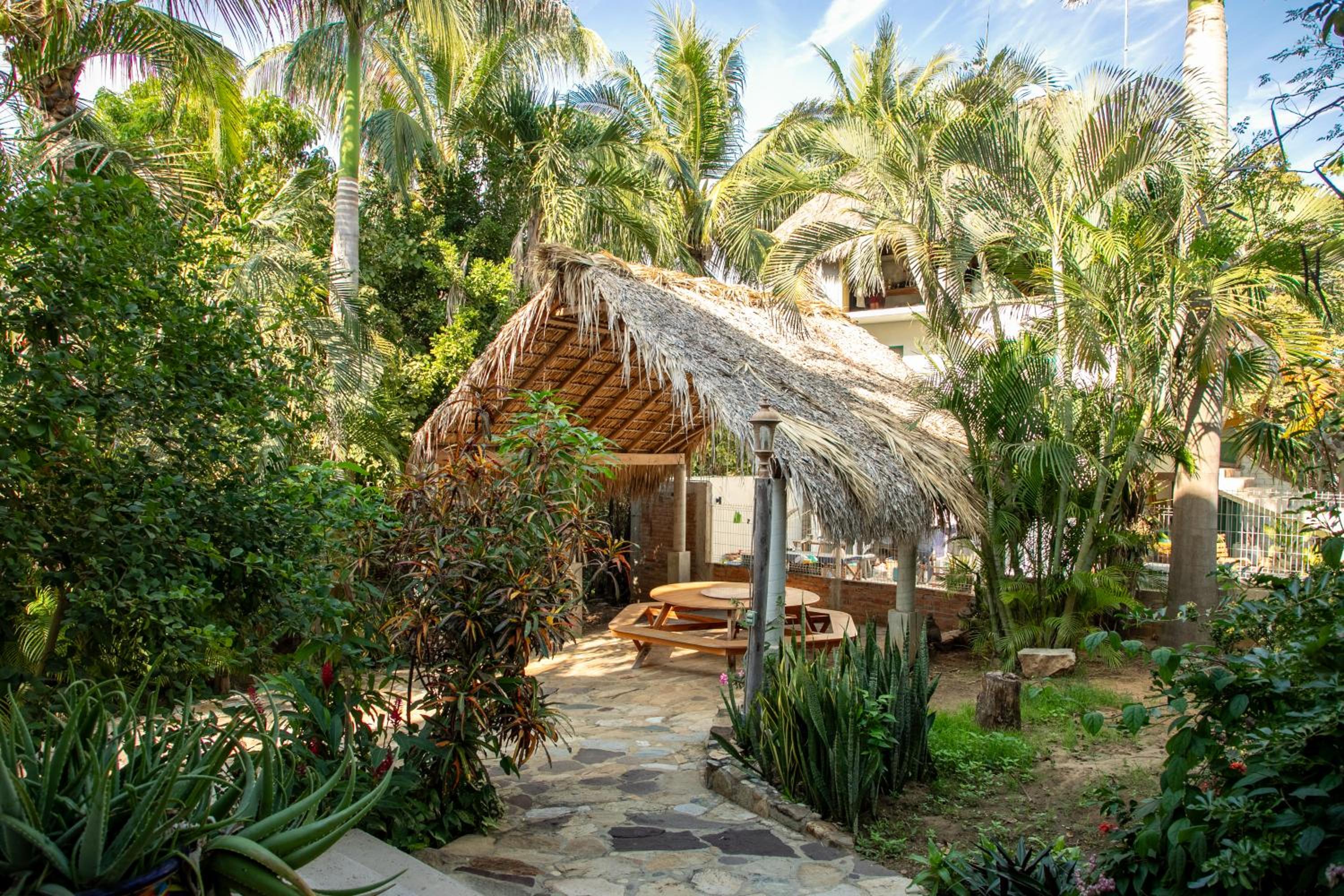 Bombon Guesthouse