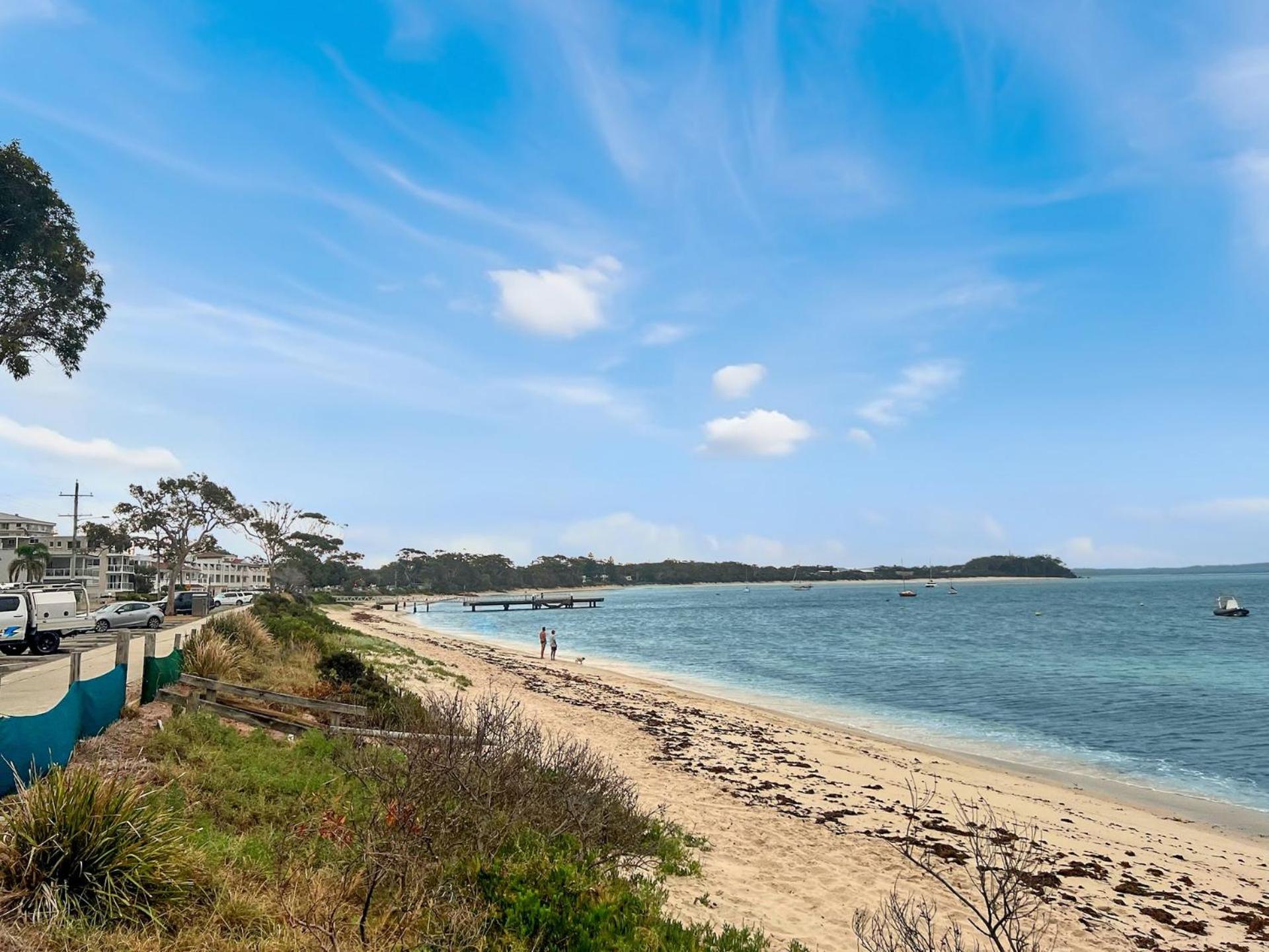 Bella Vista Unit 3 19 Shoal Bay Road