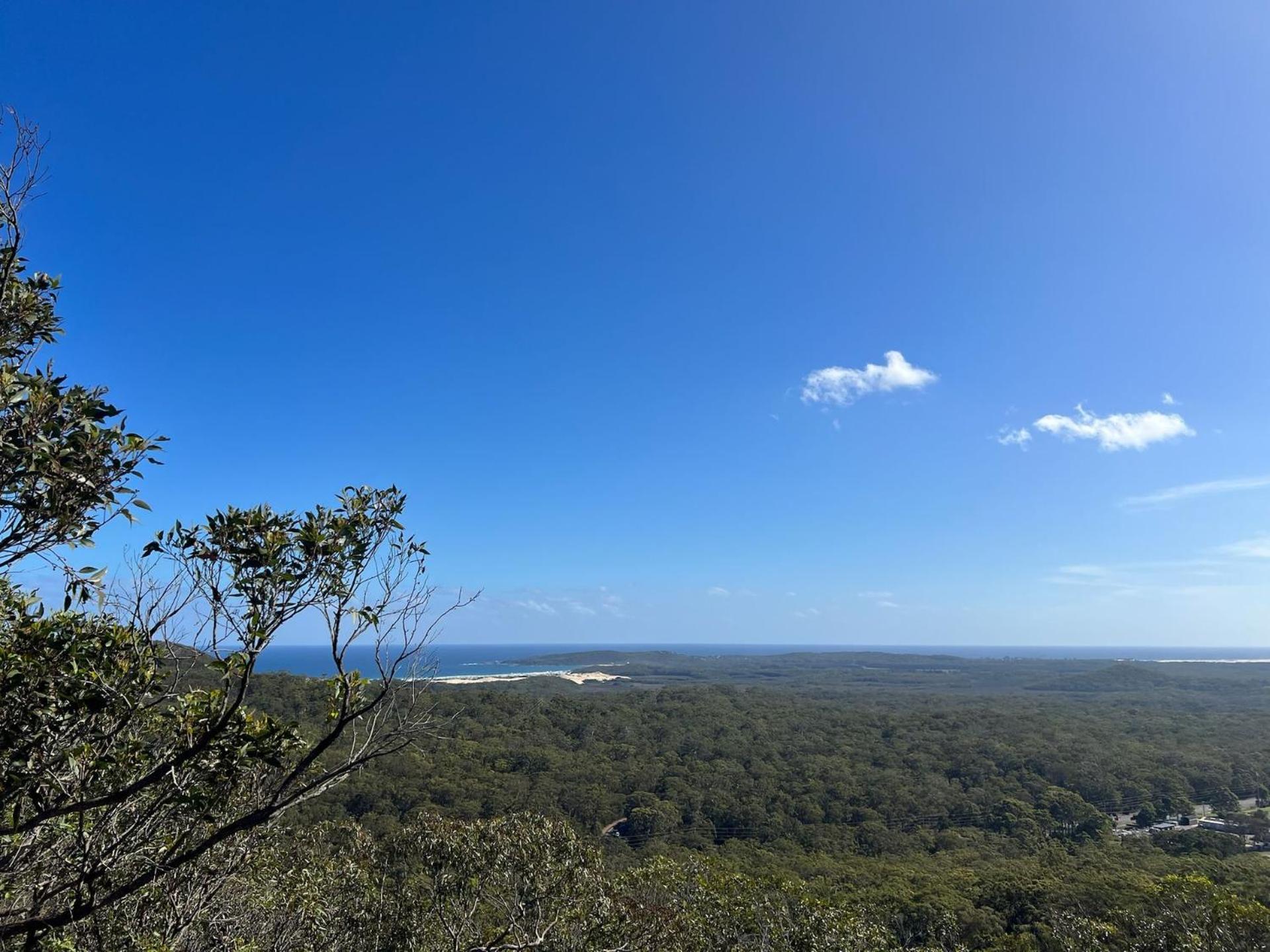Bella Vista Unit 3 19 Shoal Bay Road