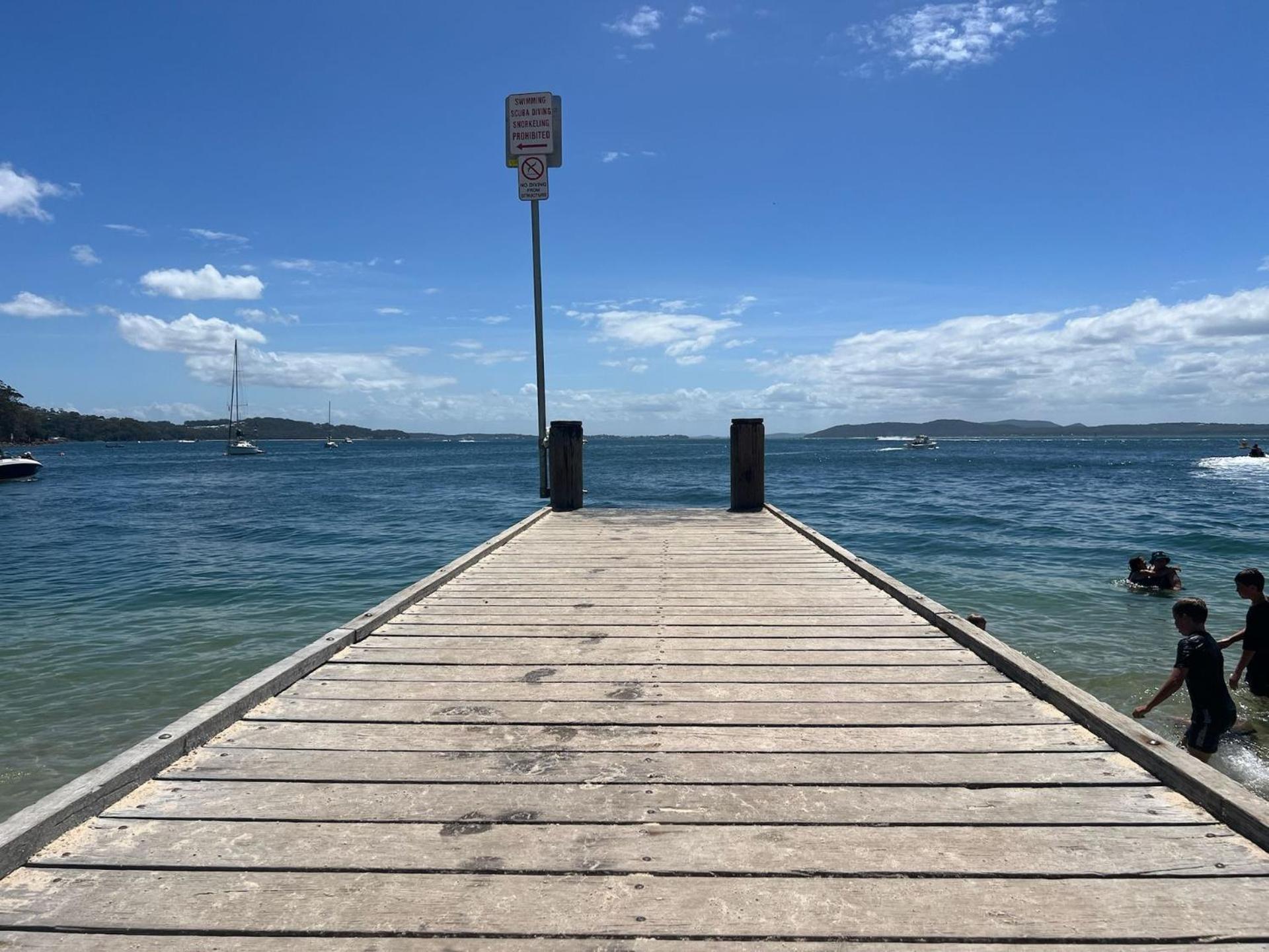 Bella Vista Unit 3 19 Shoal Bay Road