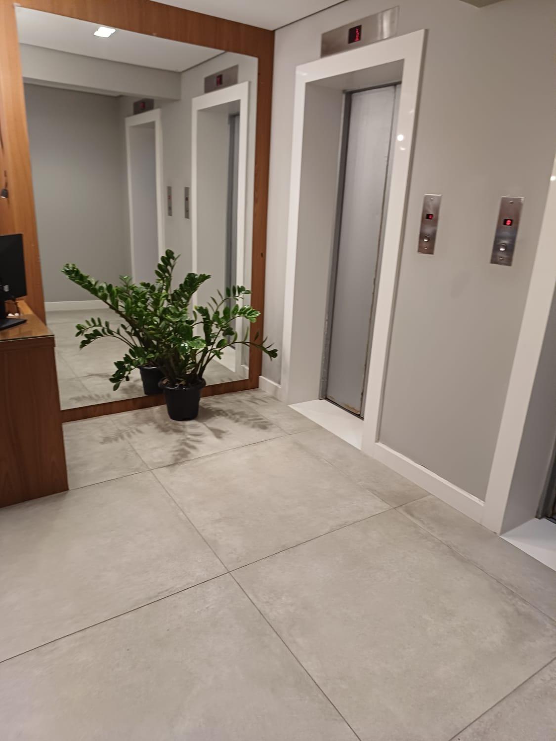 Centro Histórico Floripa Apartamento 2Q charme e conveniência