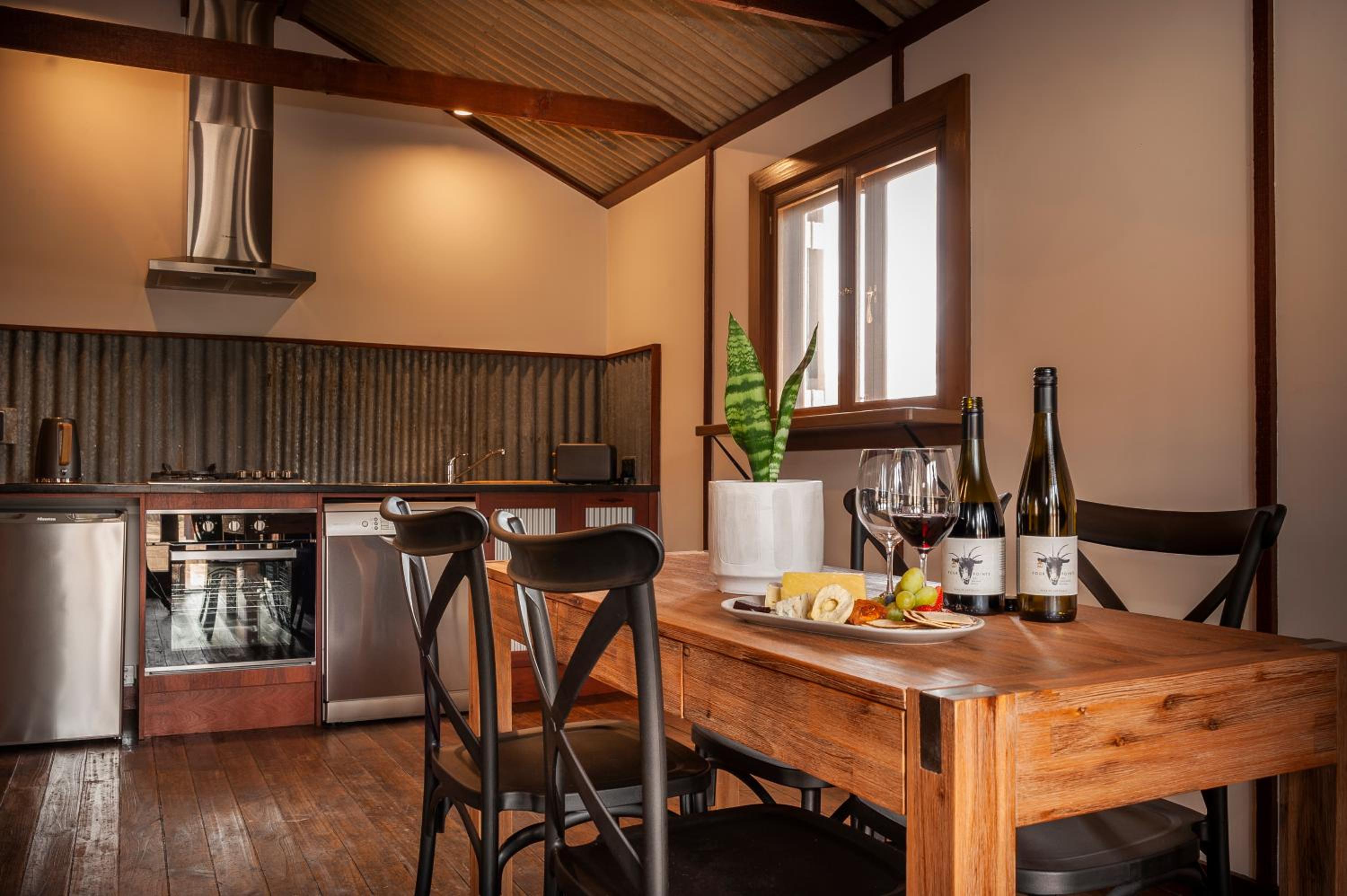 Angaston Saleyards Luxury Accommodation