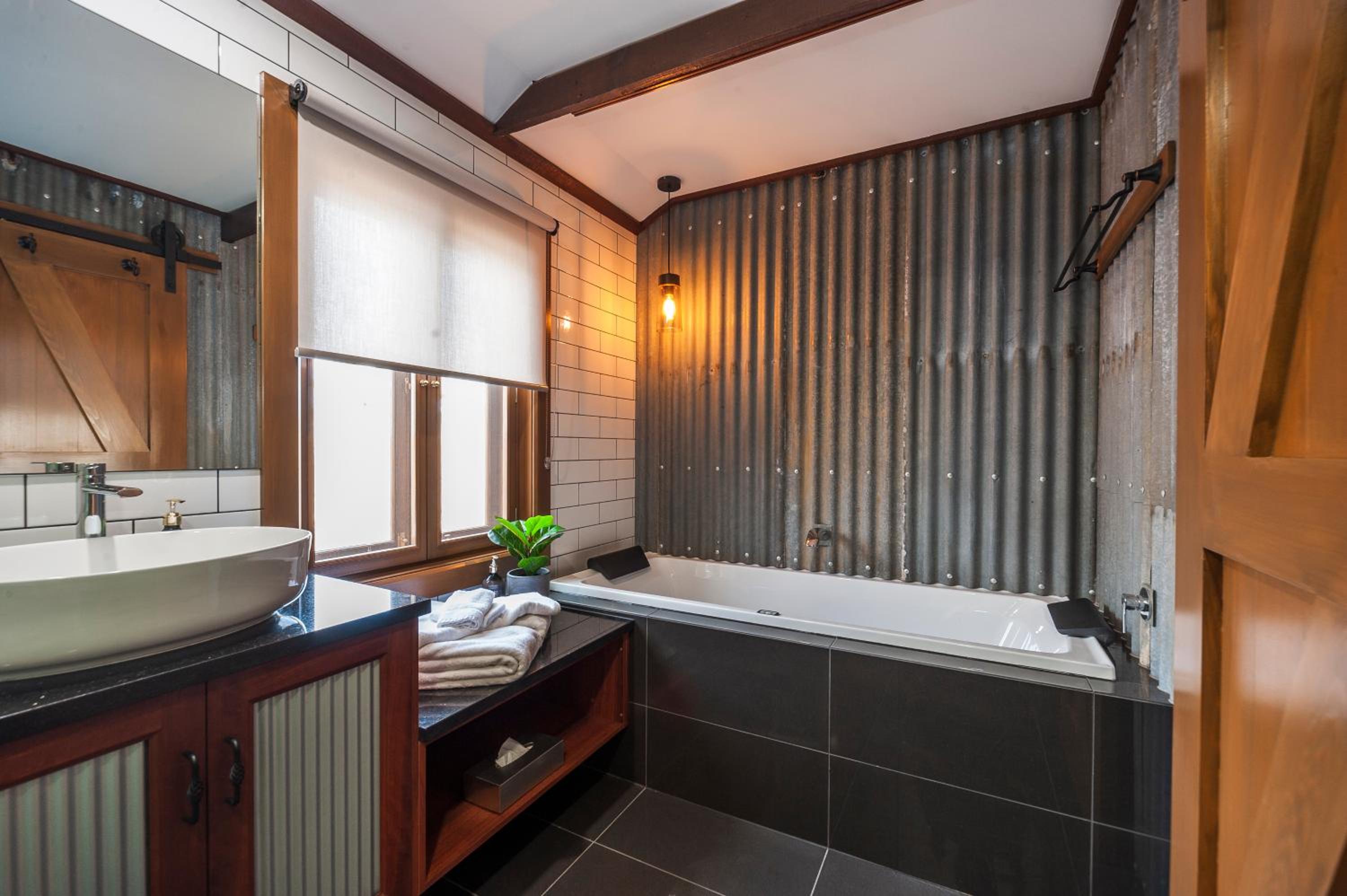 Angaston Saleyards Luxury Accommodation