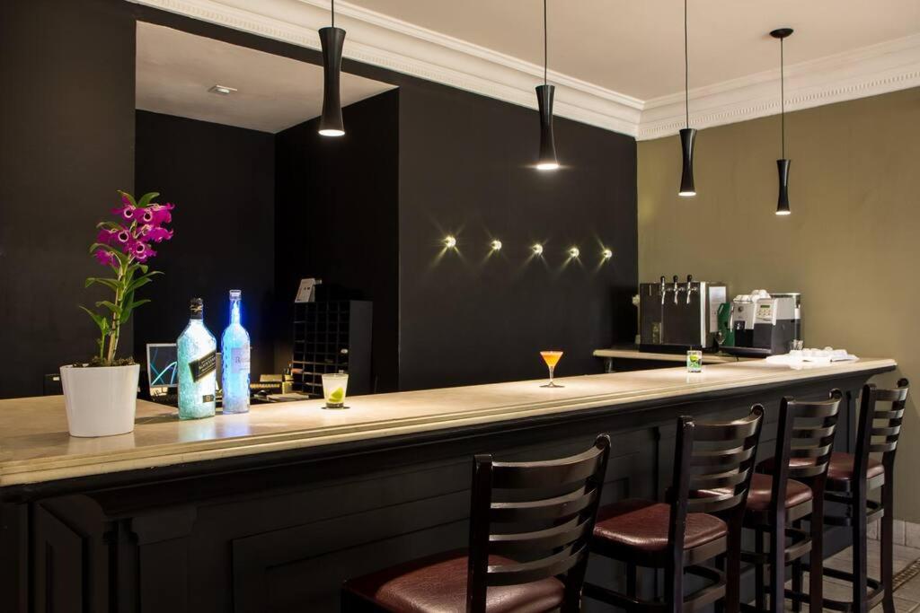 APART HOTEL THE WORLD VILA OLIMPIA 4 estrelas, rua GOMES DE CARVALHO 1005