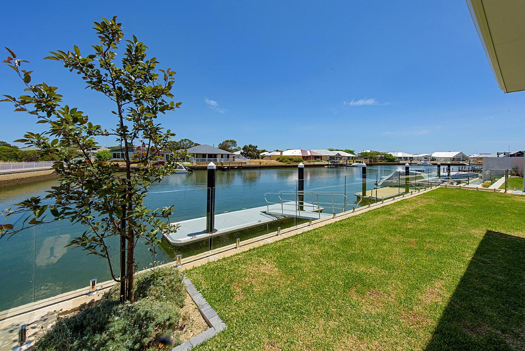 A Waterside Paradise - Geographe's Hidden Oasis