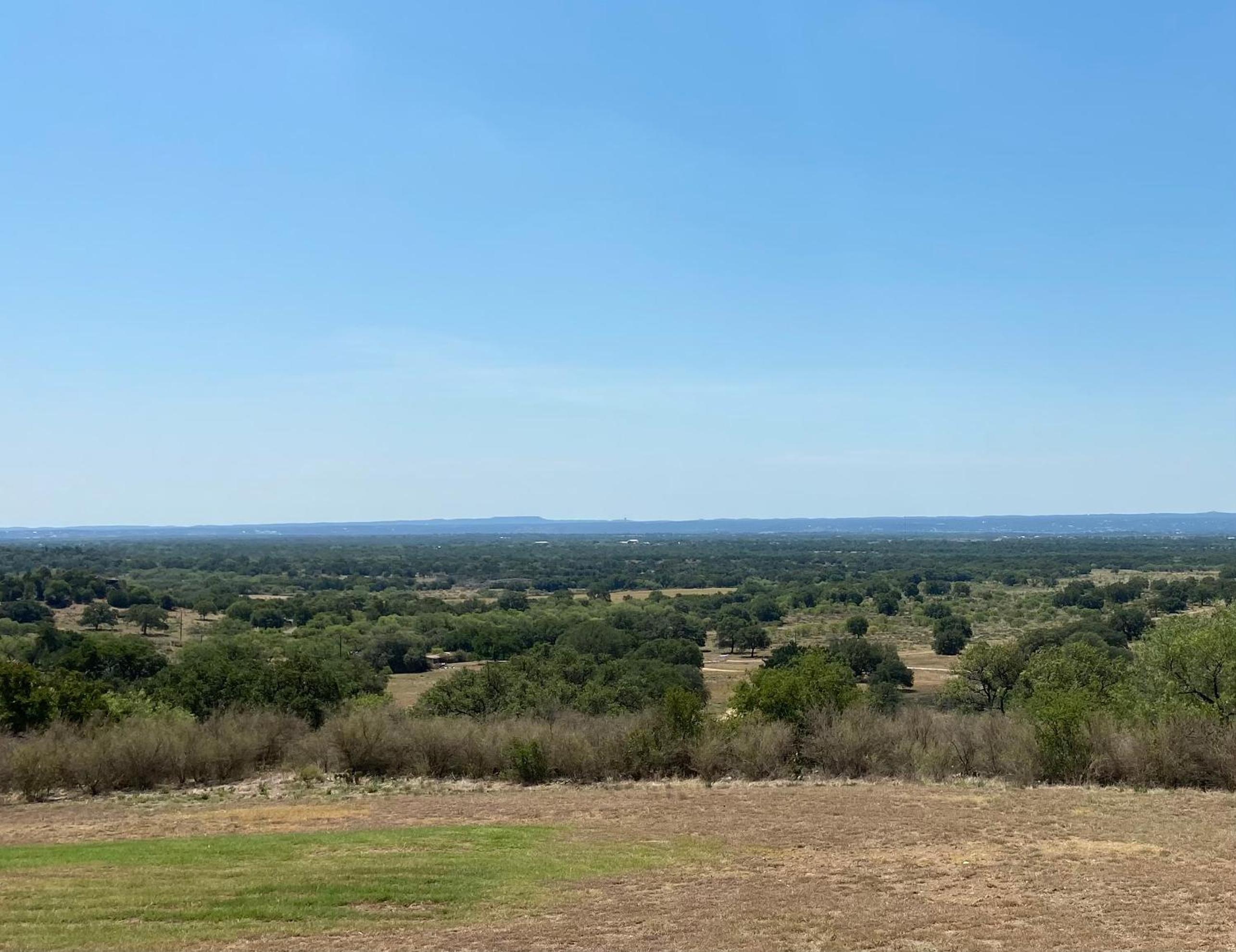 V700 Ranch Stays (Guesthouse)-A Tucked Away Gem