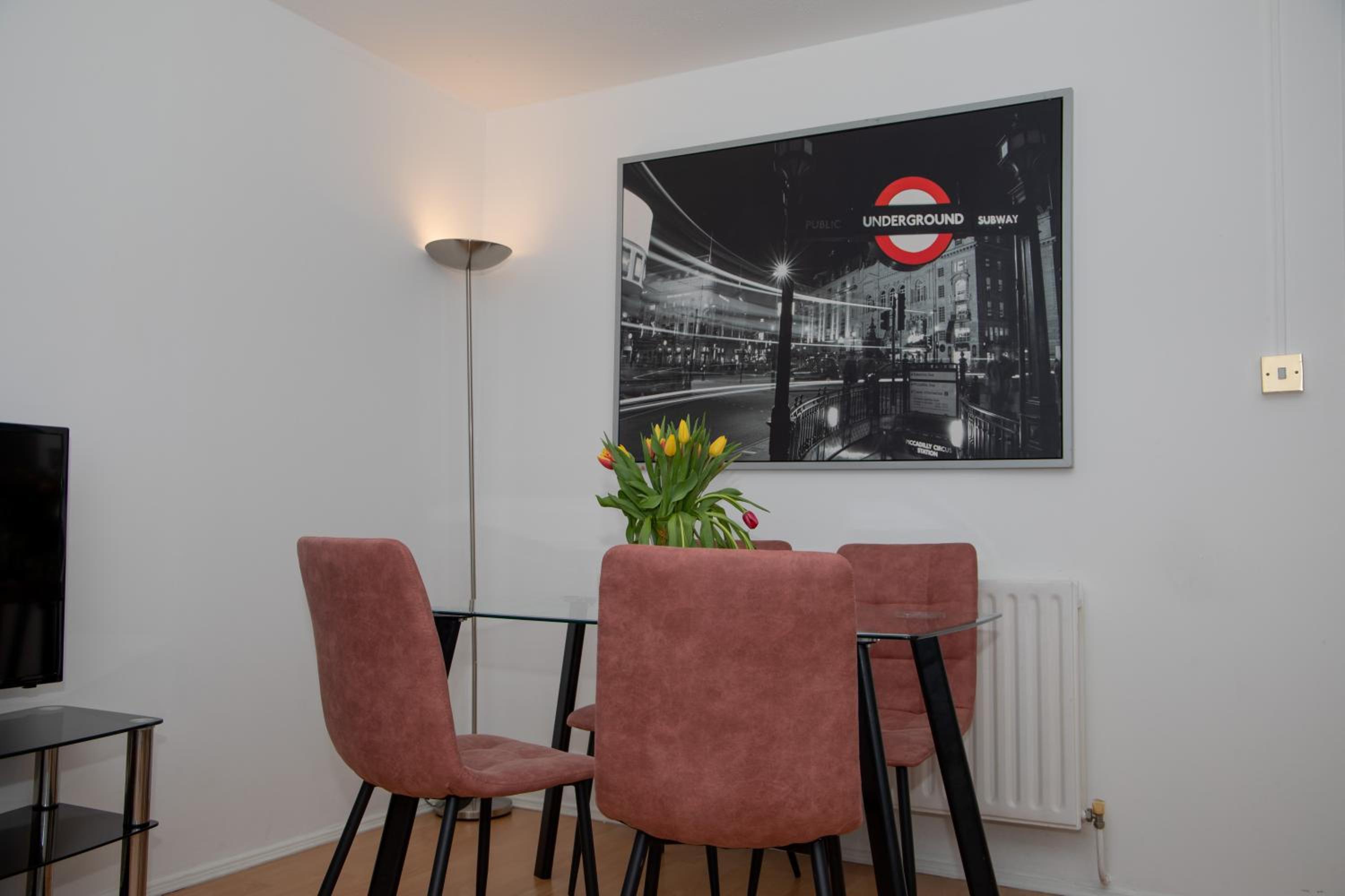 Bright Battersea Apartment, Free Parking Near Chelsea