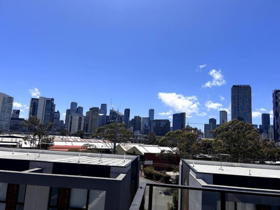 Four-Bedroom Town House in Port Melbourne