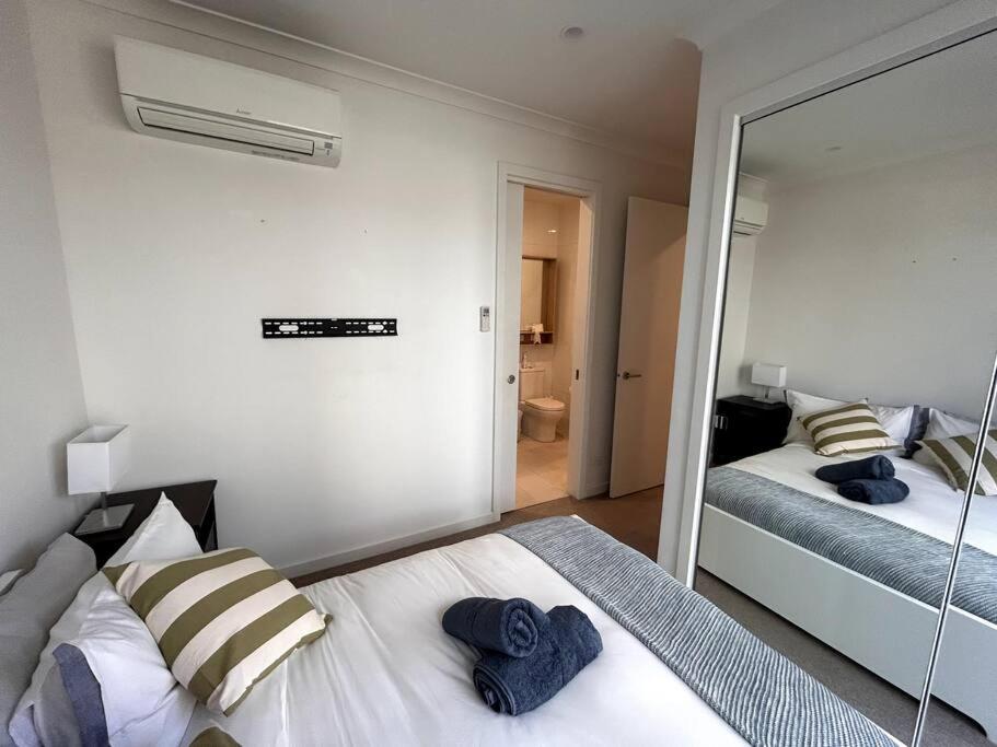 Four-Bedroom Town House in Port Melbourne