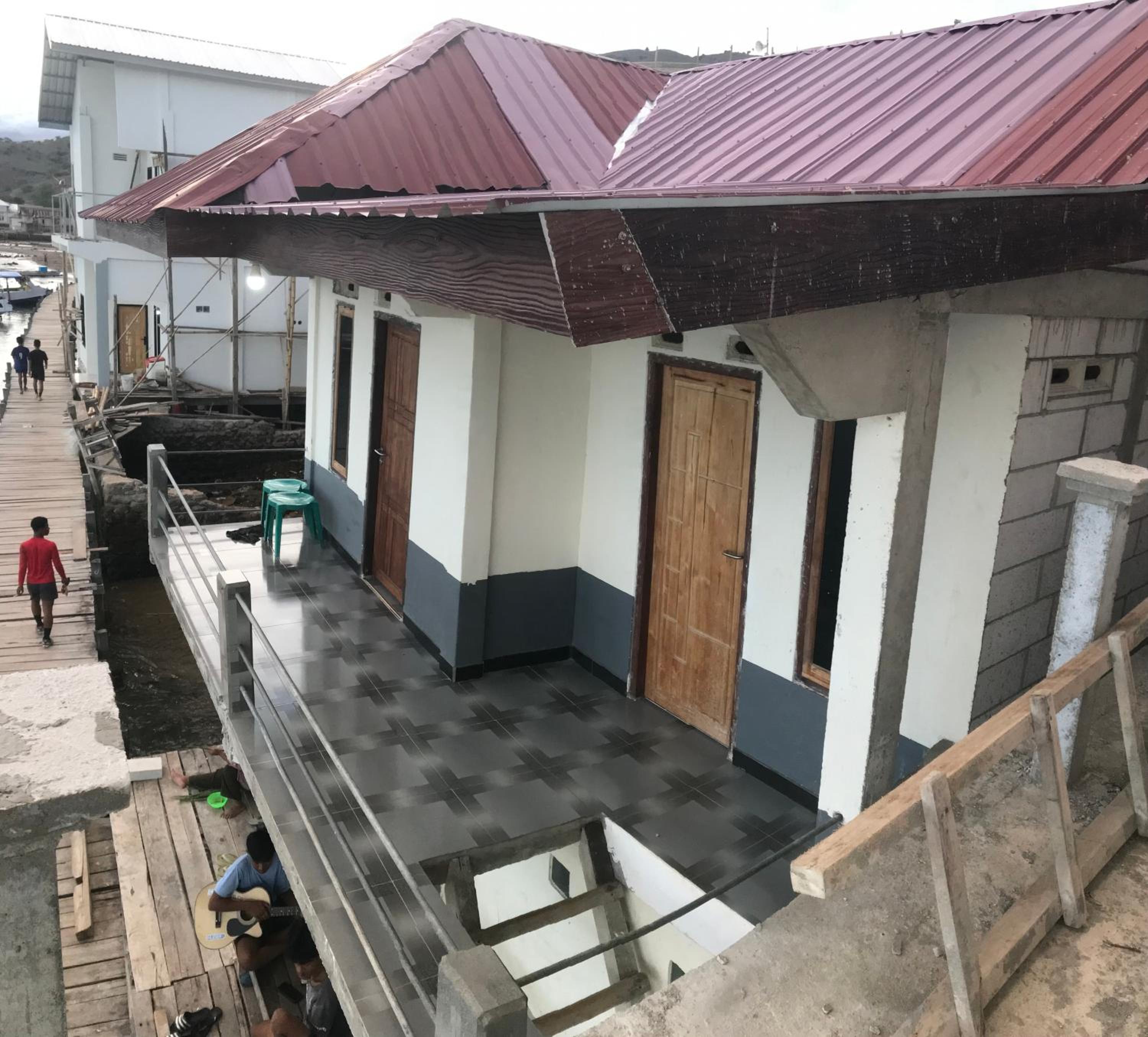 ORA KOMODO HOME STAY