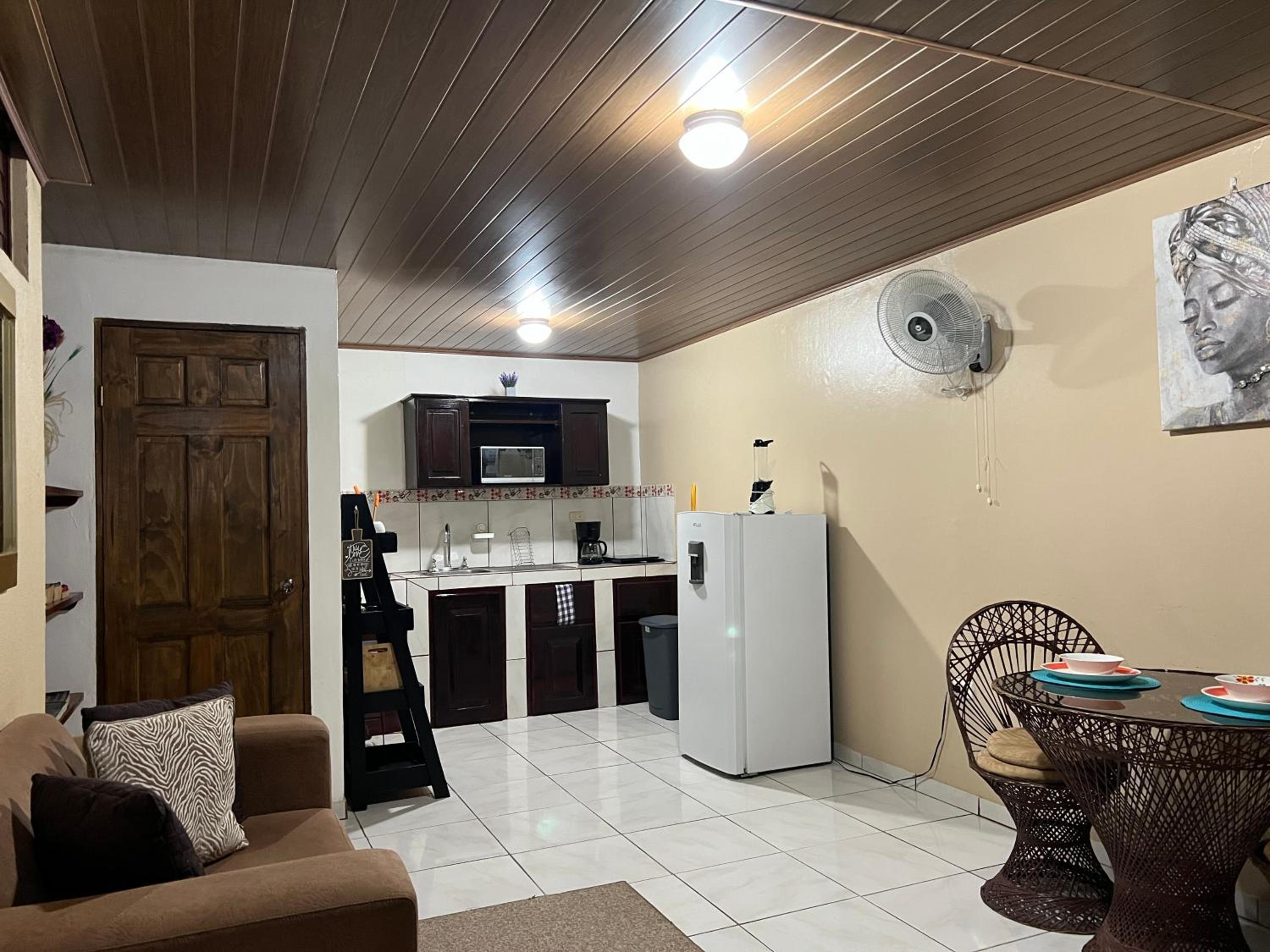 Casa Quetzal AC near Guanacaste Airport