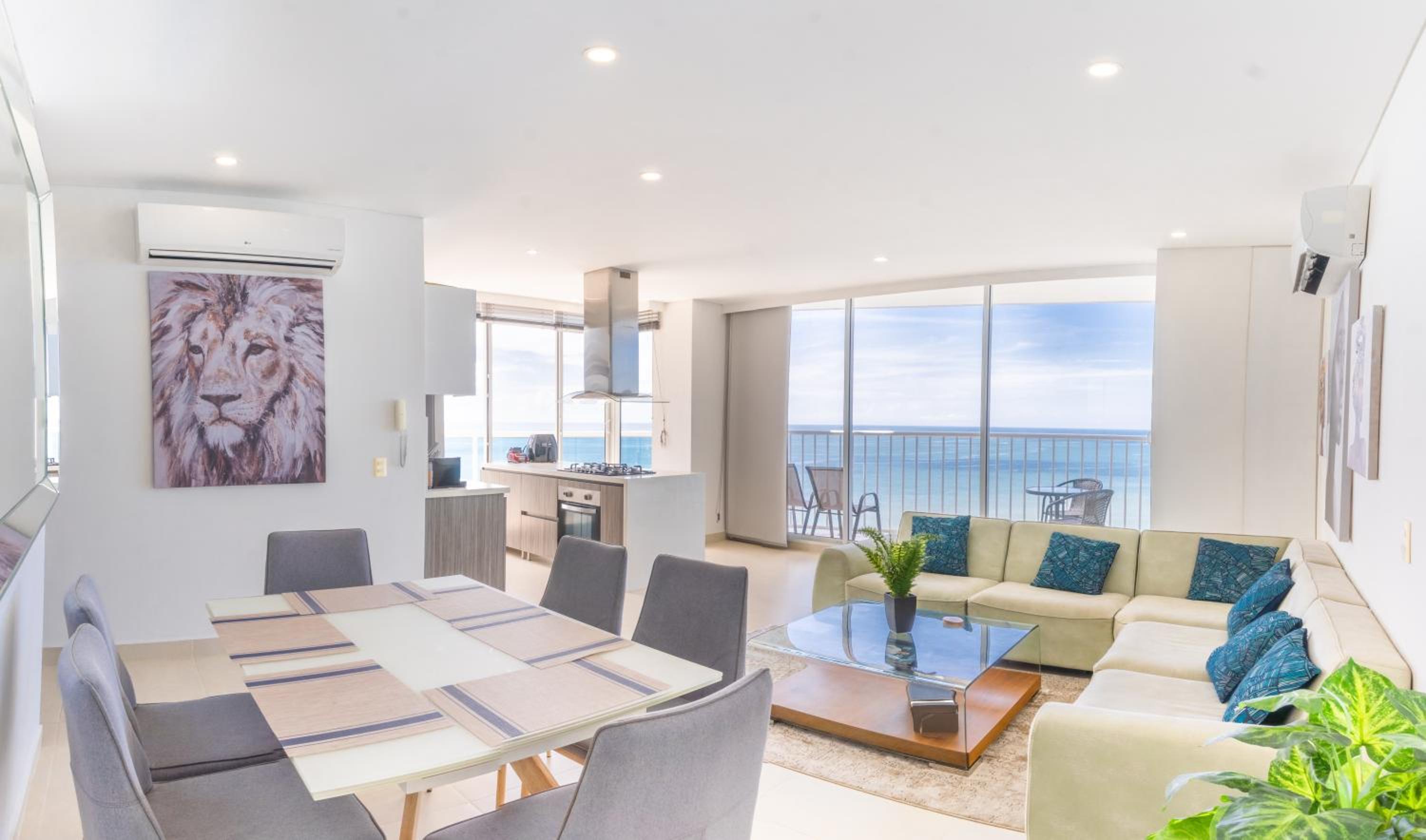 Maravilloso apartamento frente a la playa