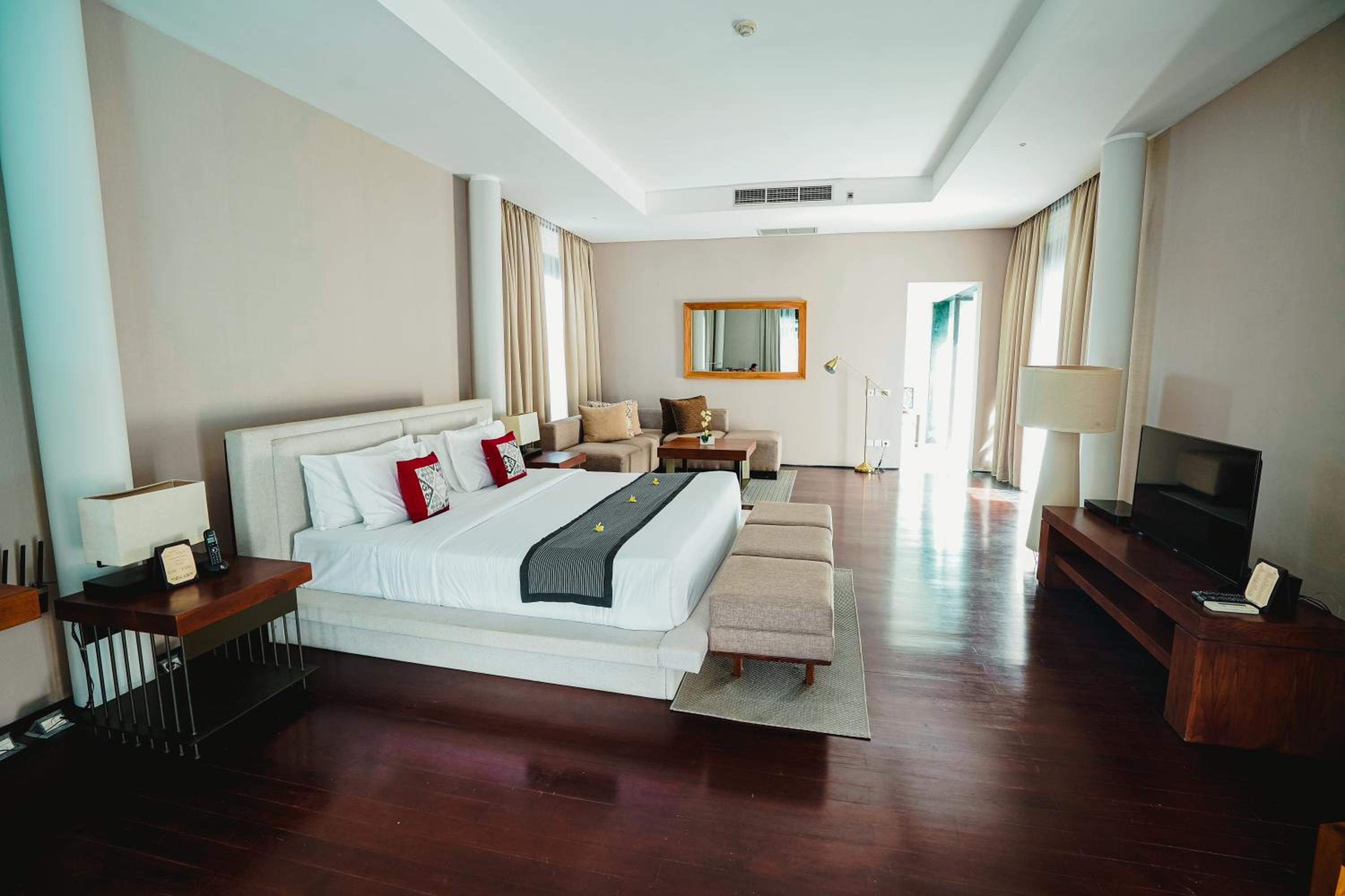 Javana Royal Villas