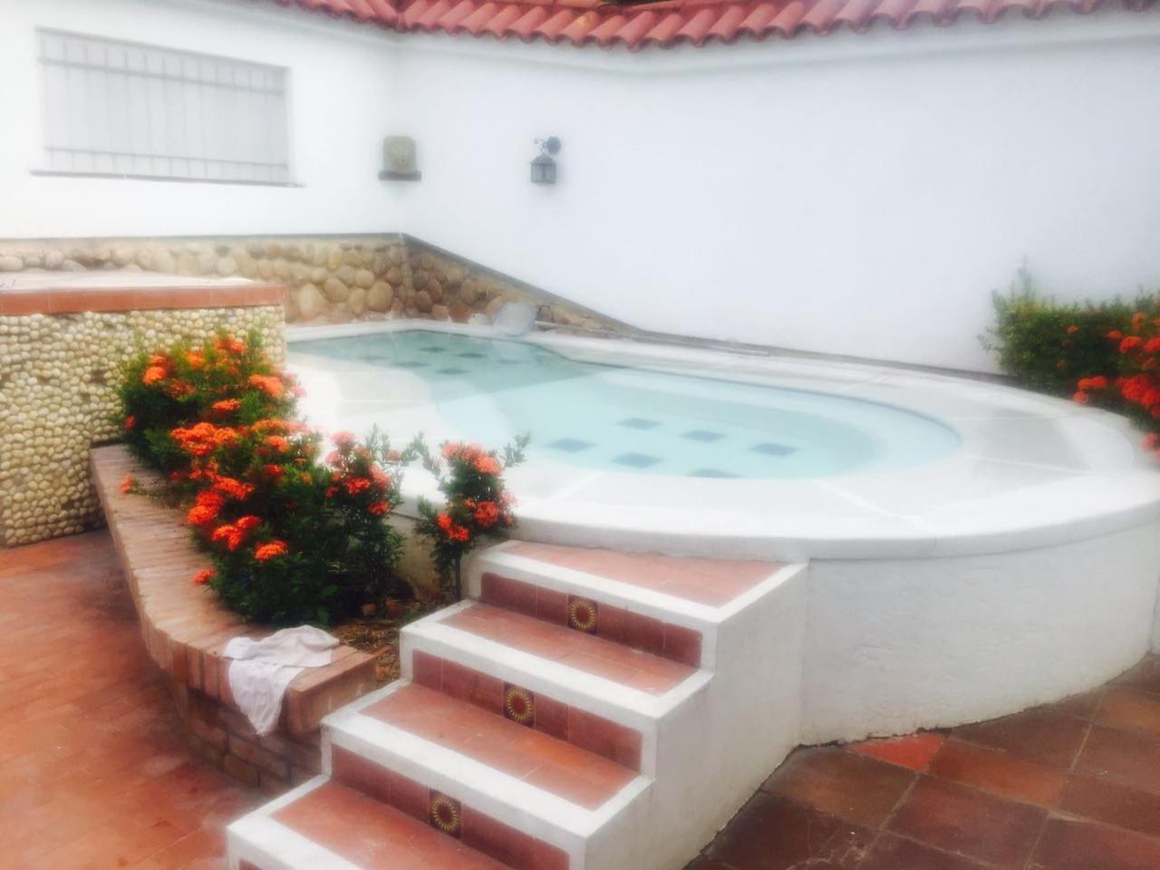 Hermosa casa con piscina privada