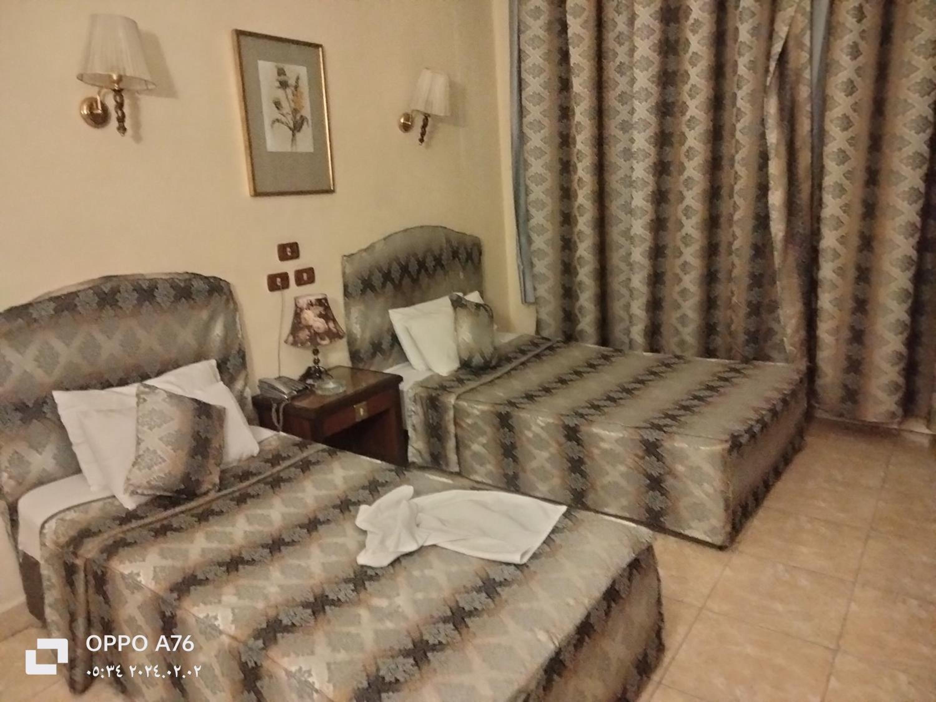 Anubis Hostel