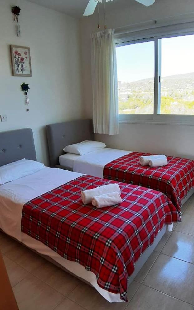 SEA CAVES suite