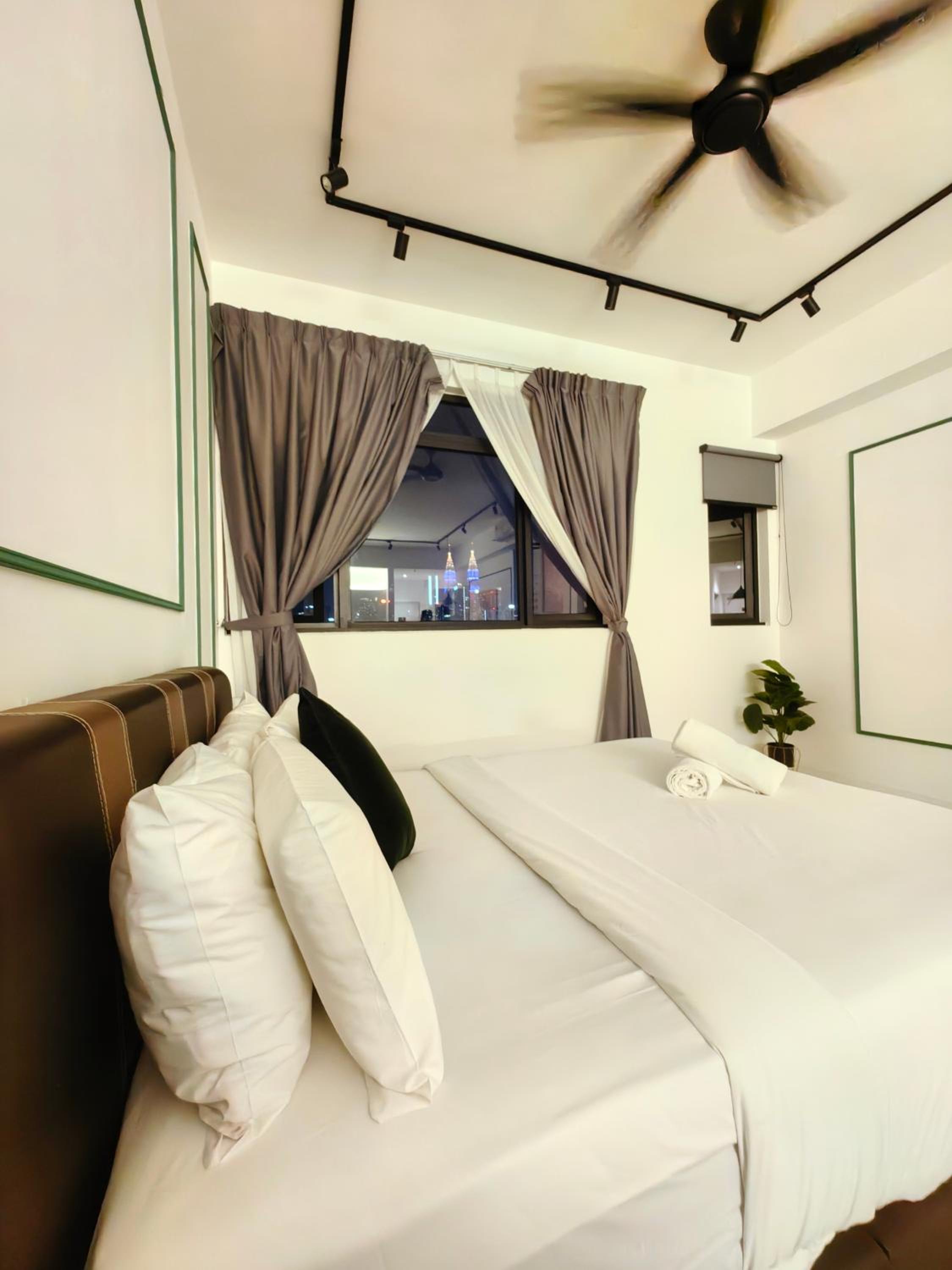 Chambers Residence KLCC By Purple Orchid
