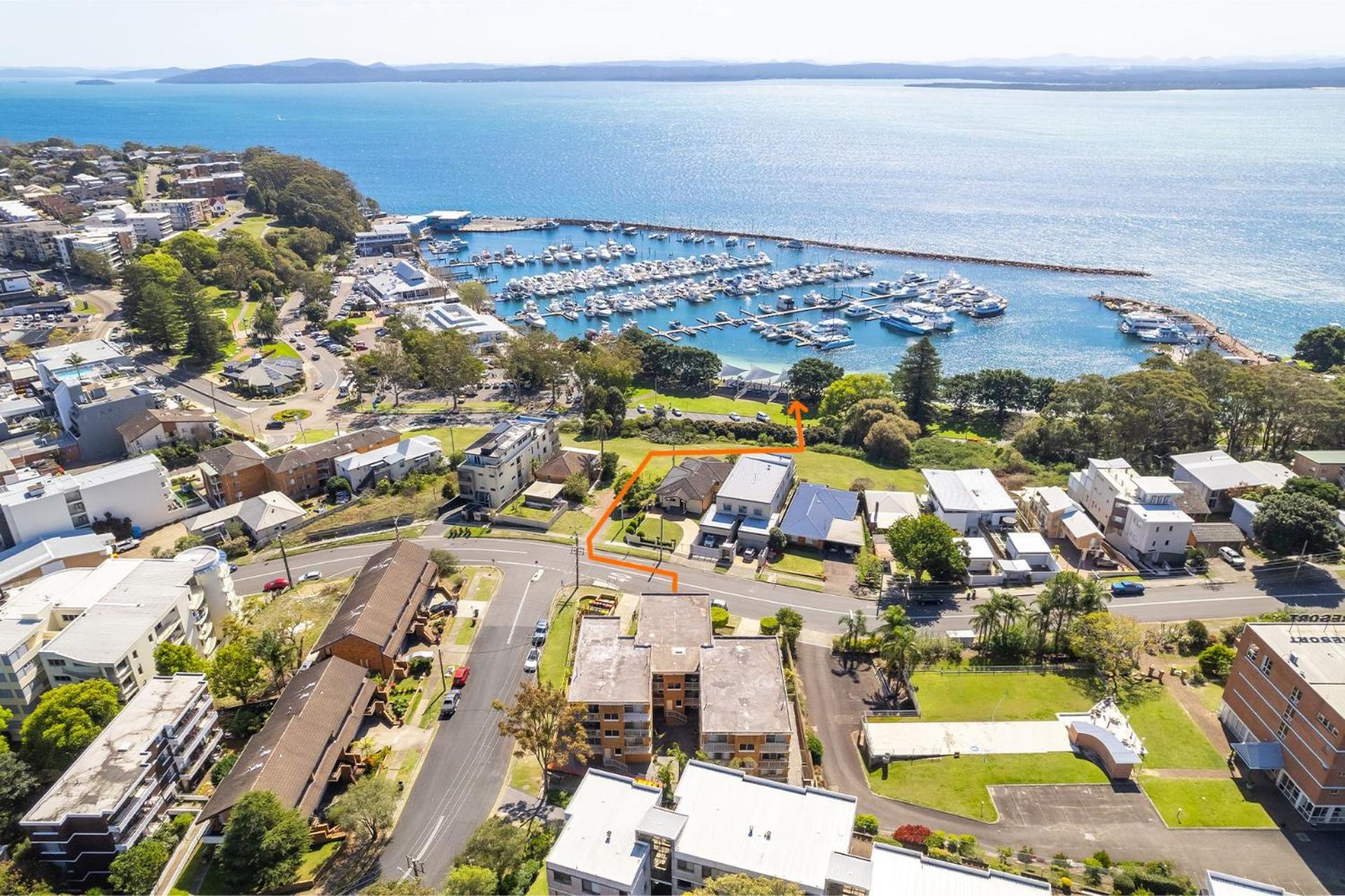 Yarramundi, 6,47 Magnus St - Unit in Nelson Bay with stunning water views, air con, wifi, linen and bed making