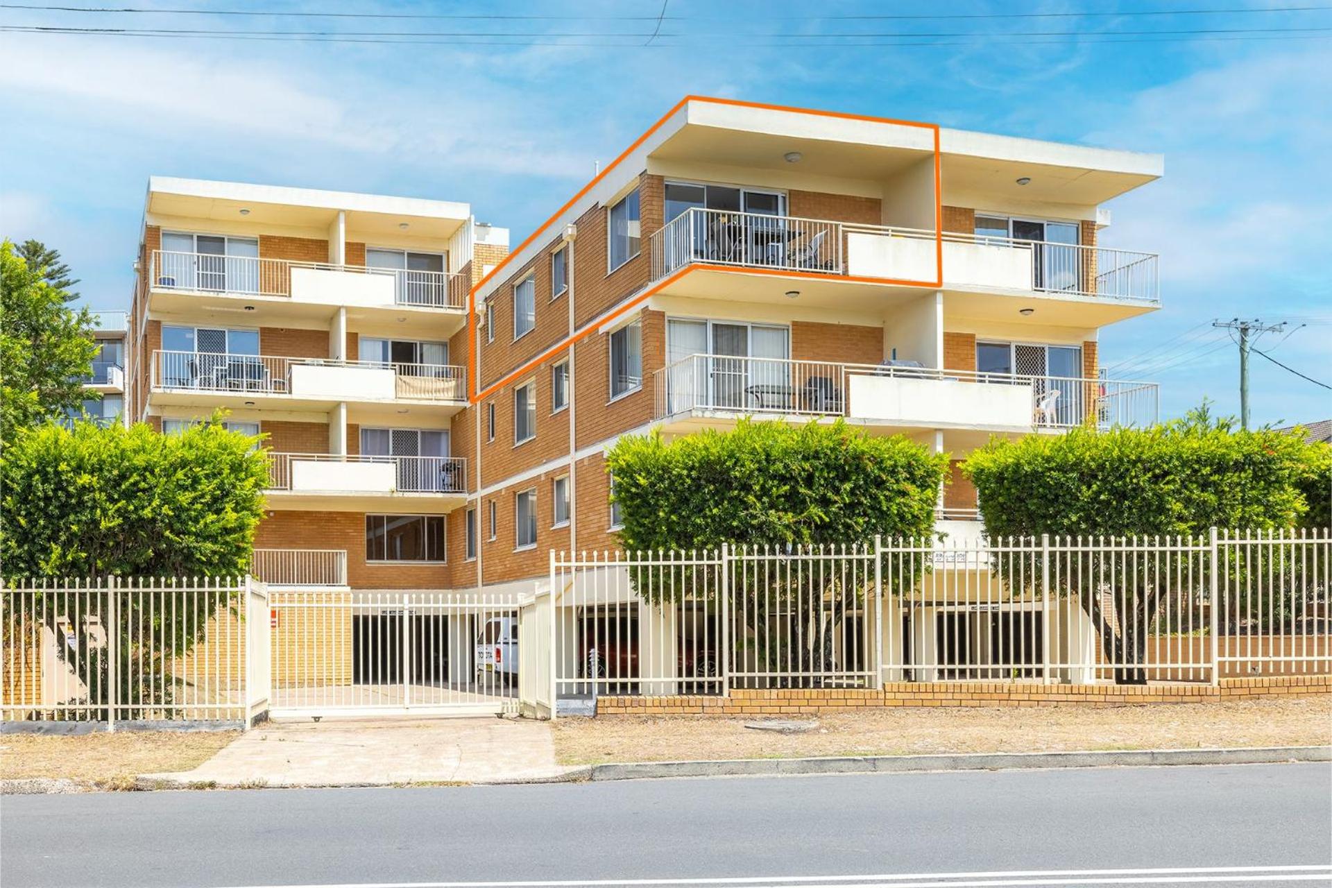 Yarramundi, 6,47 Magnus St - Unit in Nelson Bay with stunning water views, air con, wifi, linen and bed making