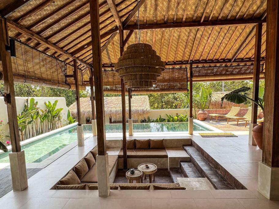 Villa Joglo Catalina