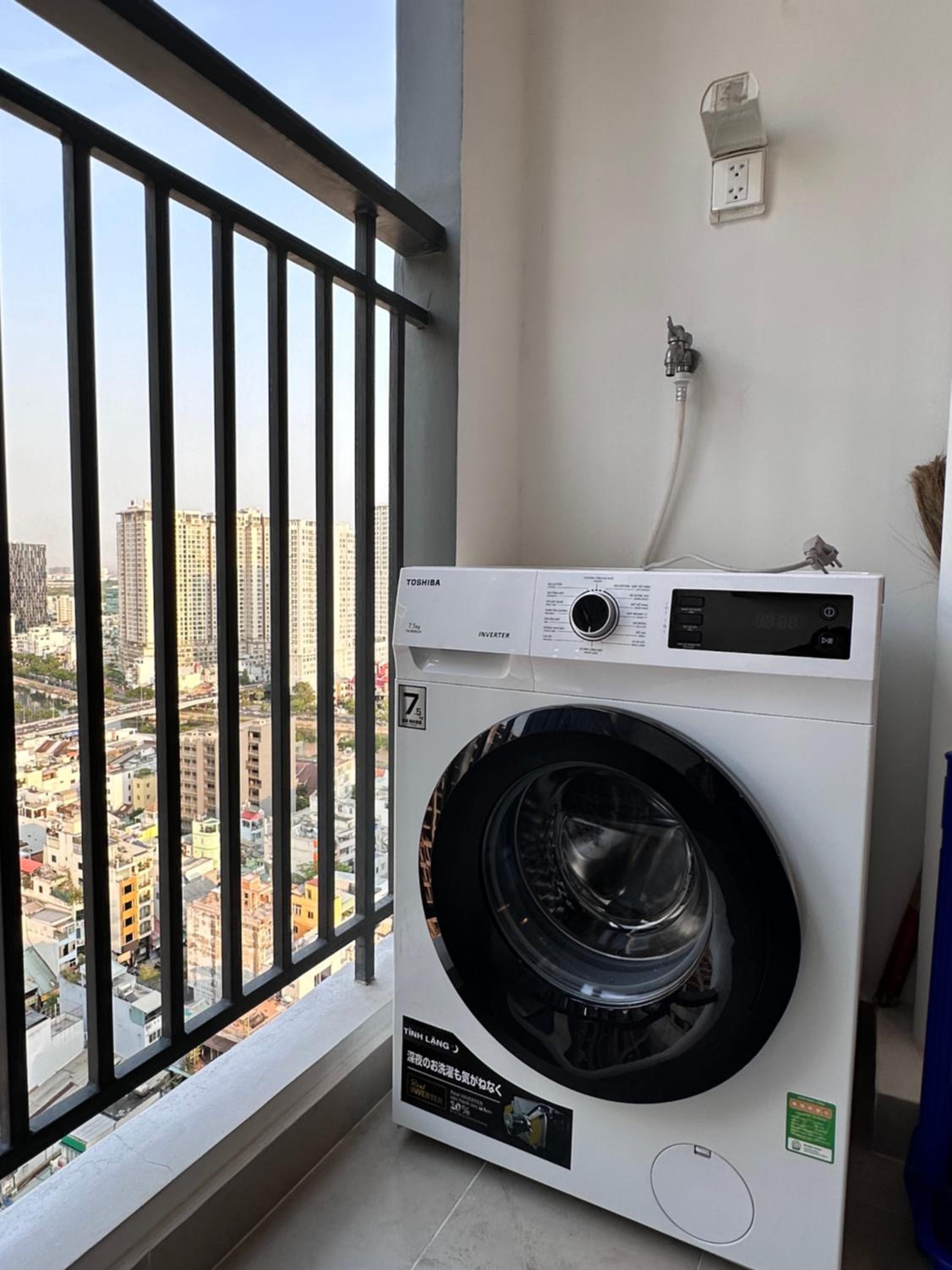 QUACH’ HAPPY HOUSE LUXURY 2BRS APARTMENT