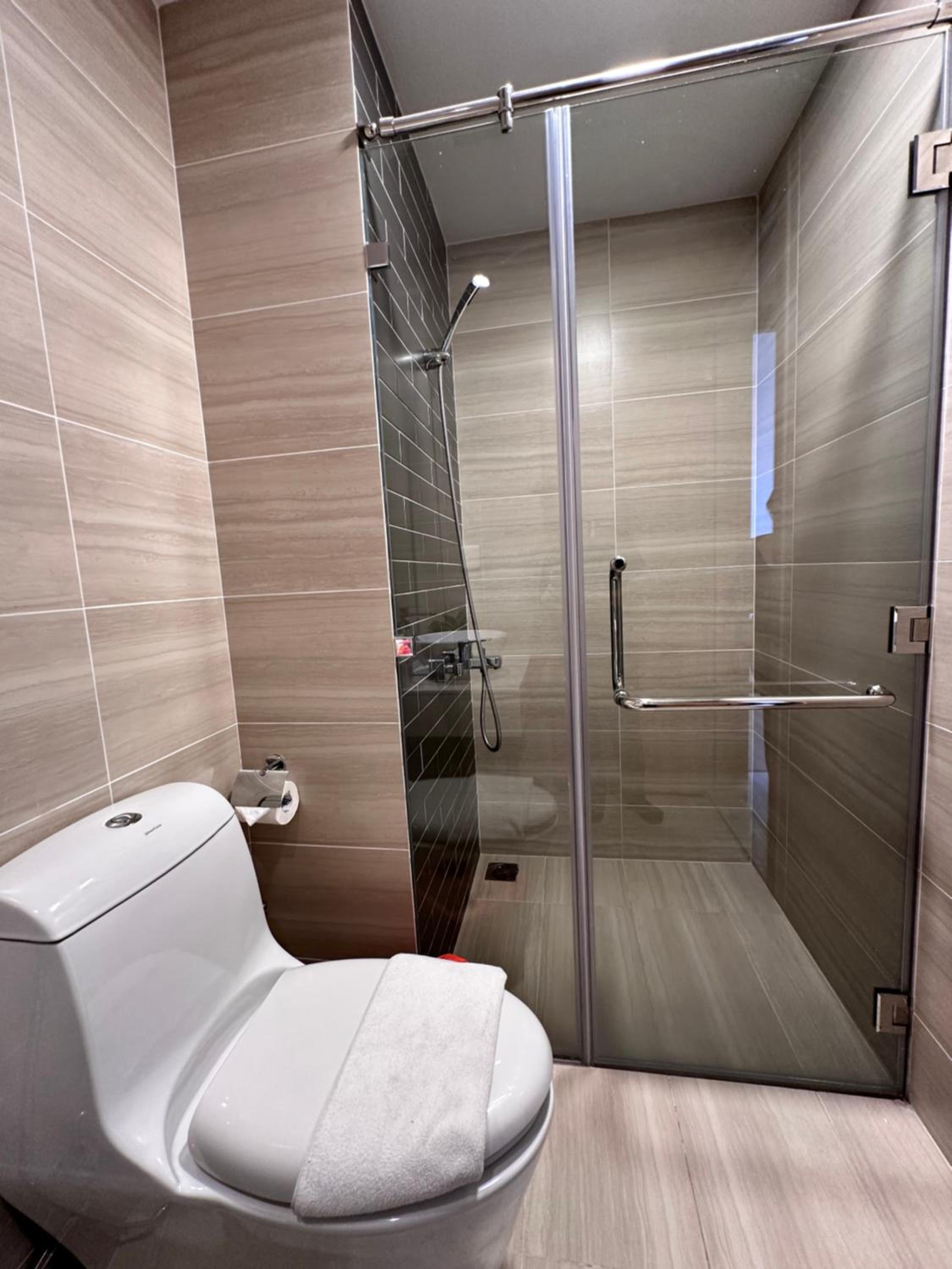 QUACH’ HAPPY HOUSE LUXURY 2BRS APARTMENT
