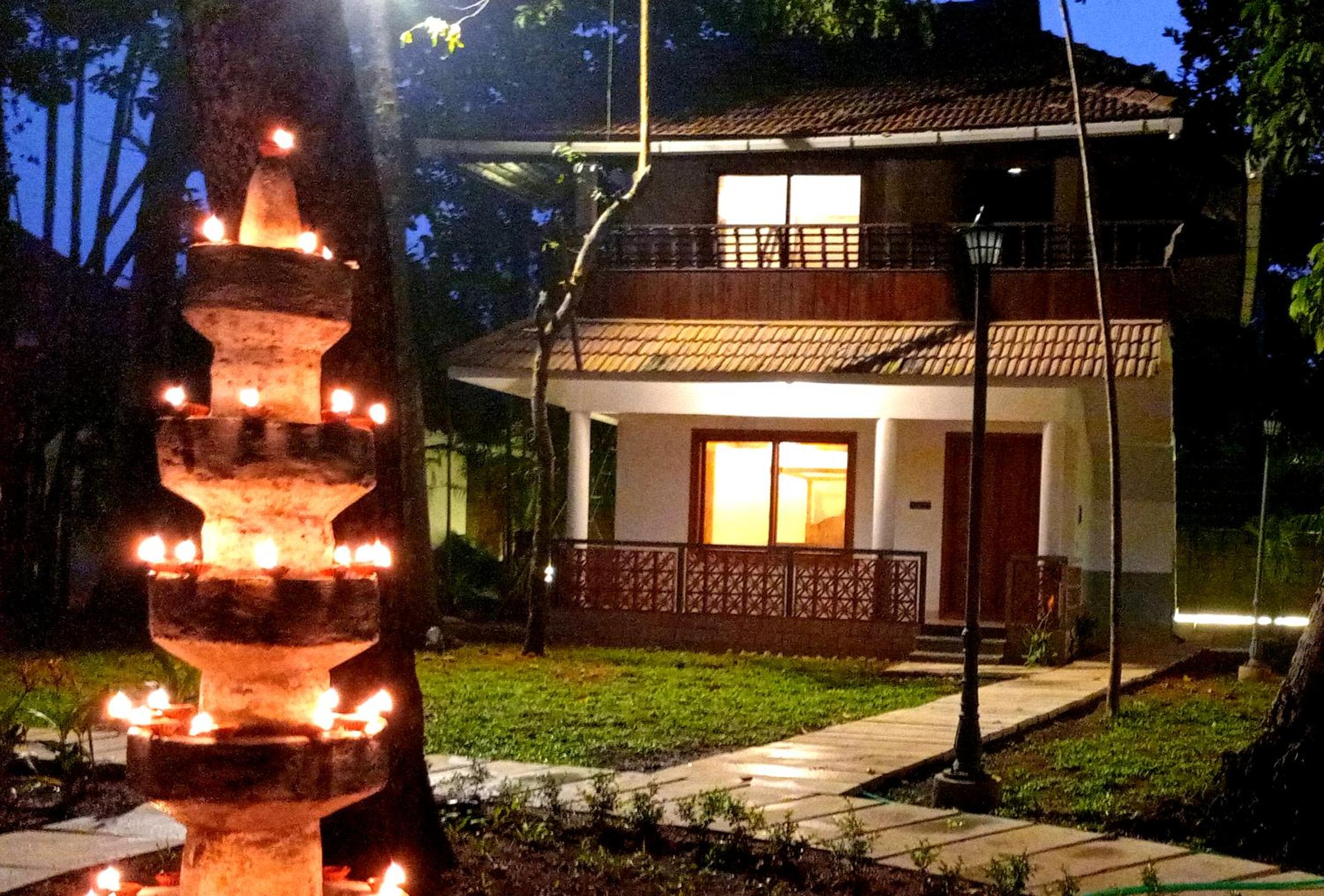 Shantitheeram Ayurveda Lakeside Heritage Resort view 3