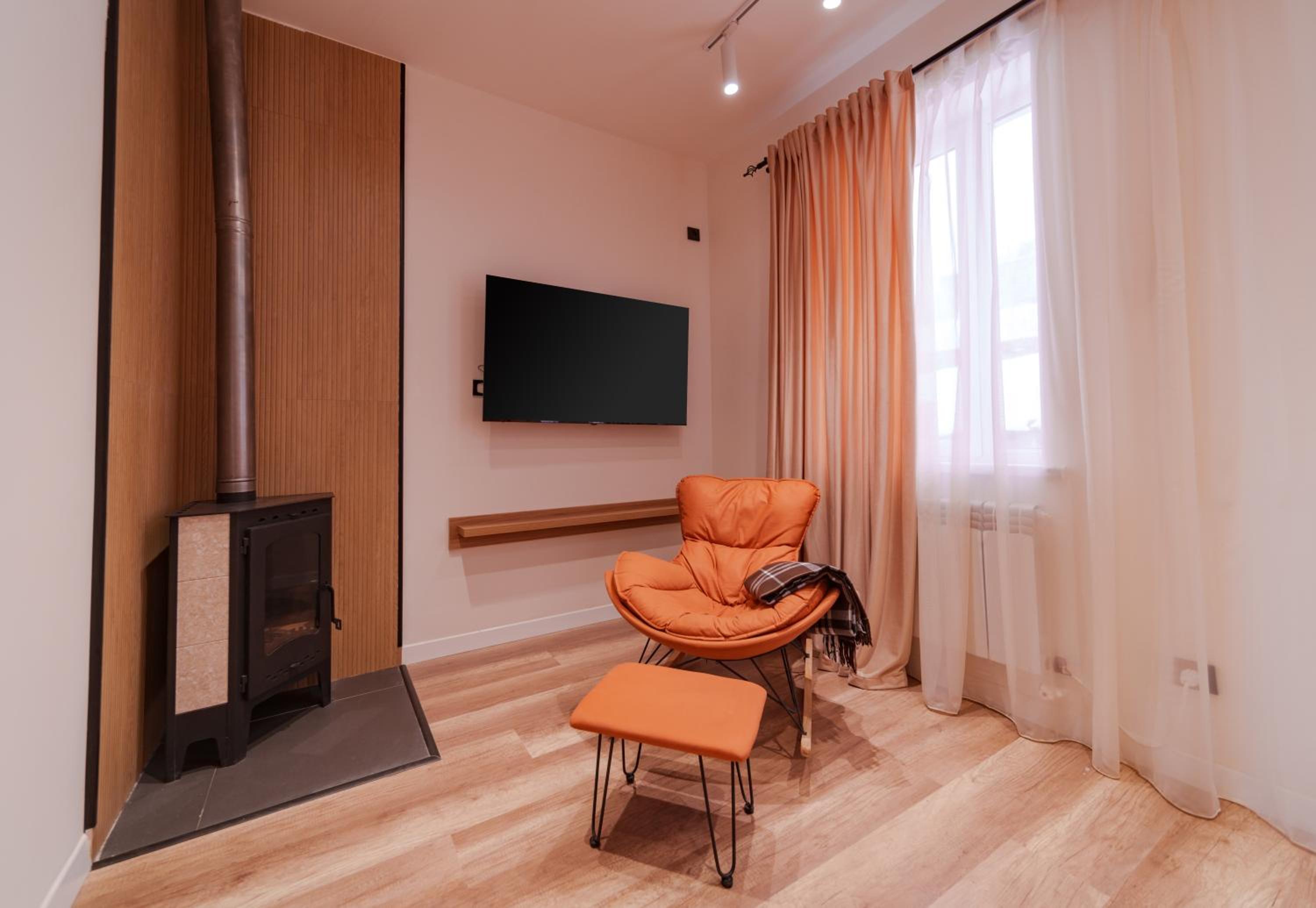 Motives Inn Dilijan