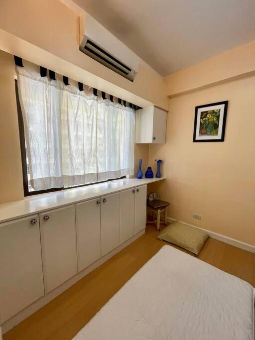 Cozy 2BR at Burgos Circle, BGC, Taguig