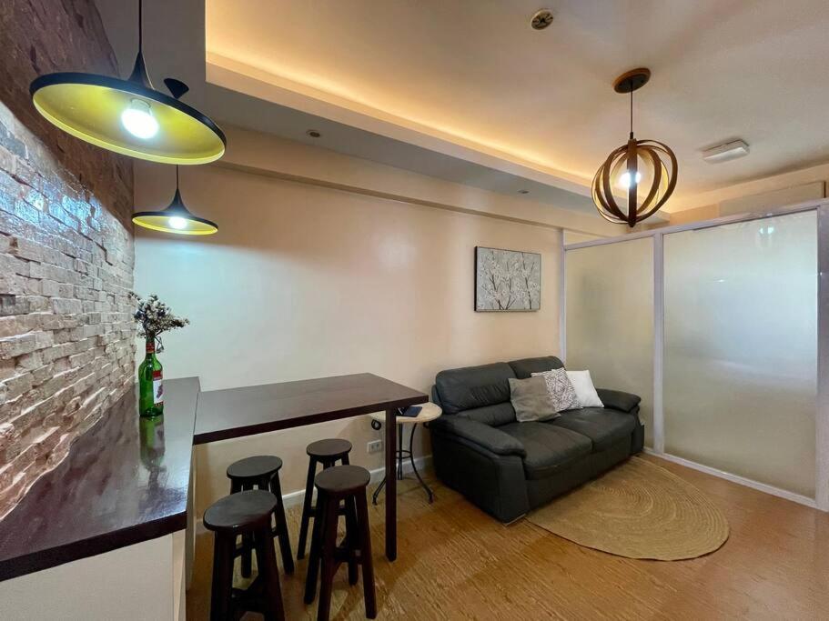 Cozy 2BR at Burgos Circle, BGC, Taguig