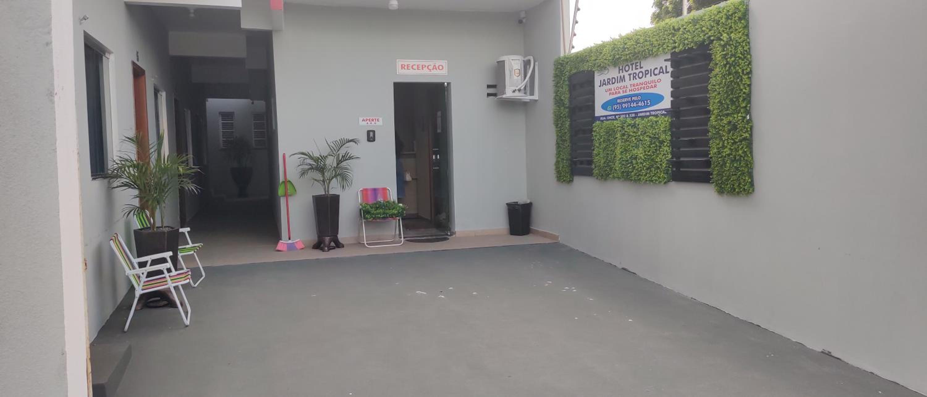 Hotel Jardim Tropical