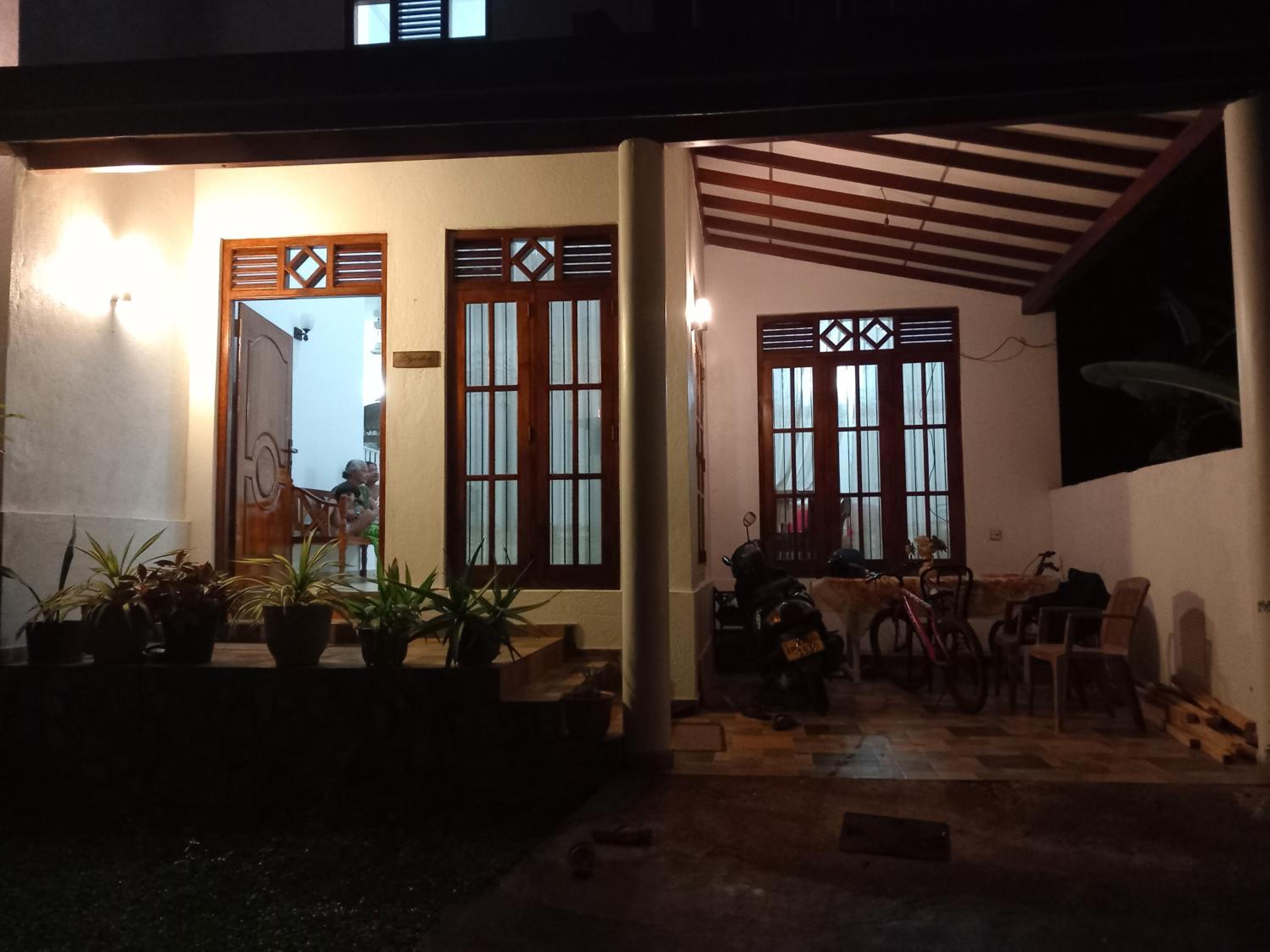 Daham Dinu guest house view 3