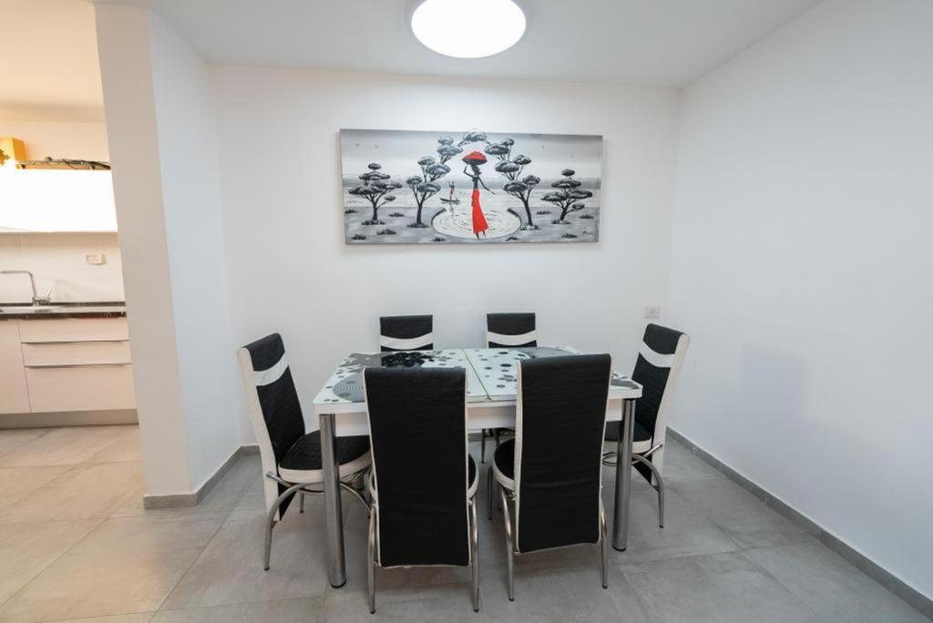 Beautiful apartment near Tel Aviv view 3