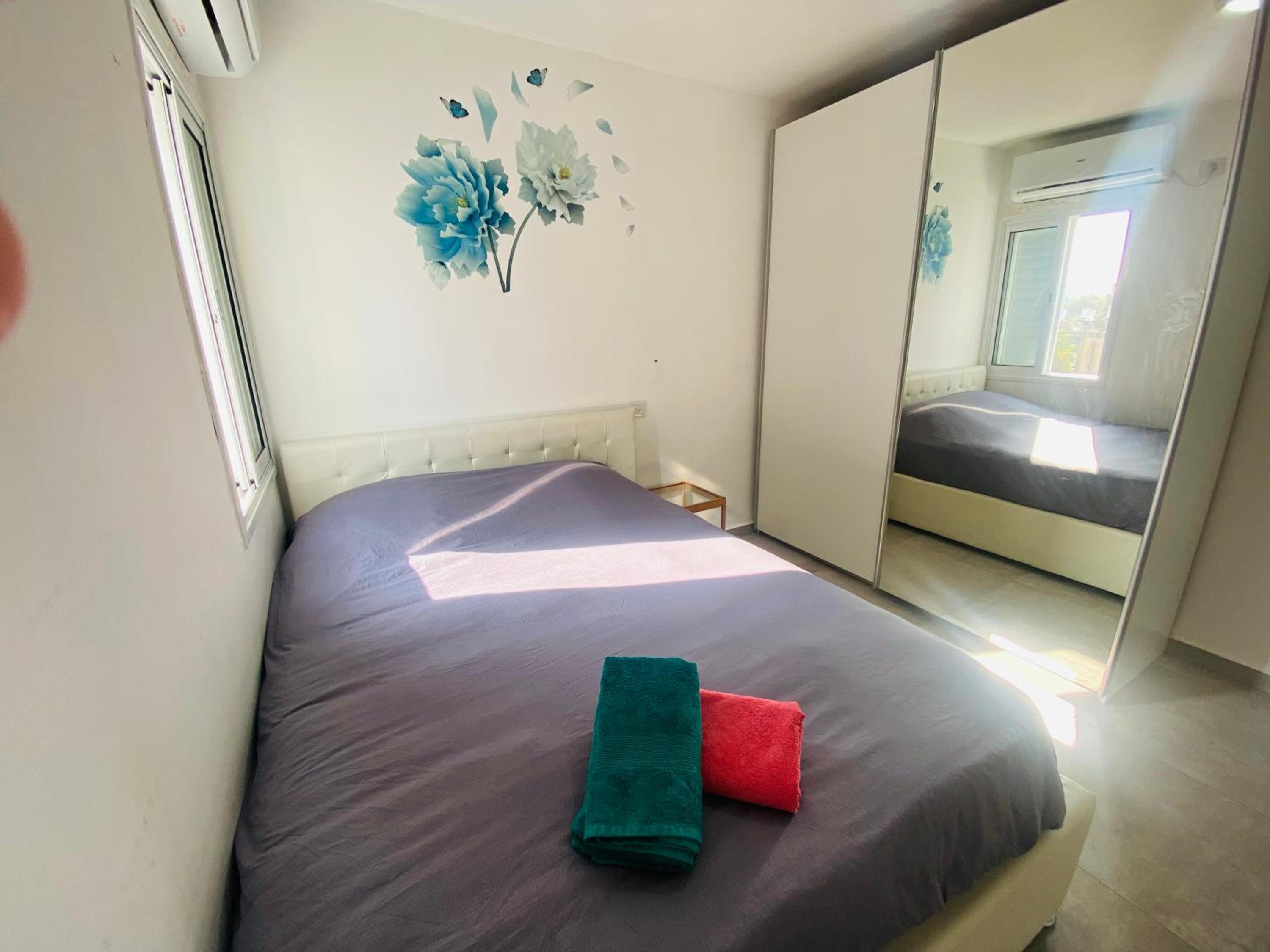 Beautiful apartment near Tel Aviv view 5