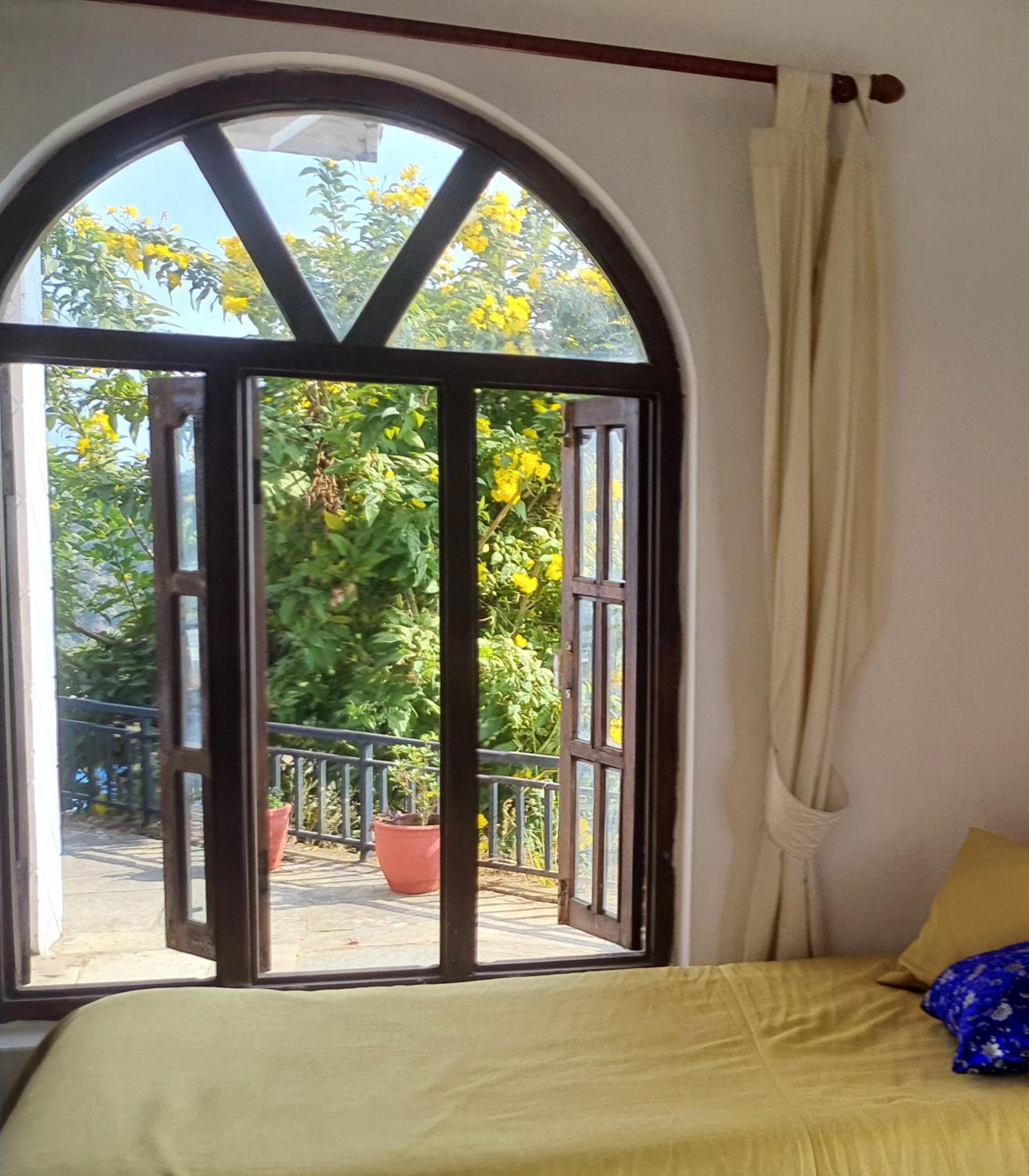 Peace Dragon Lodge
