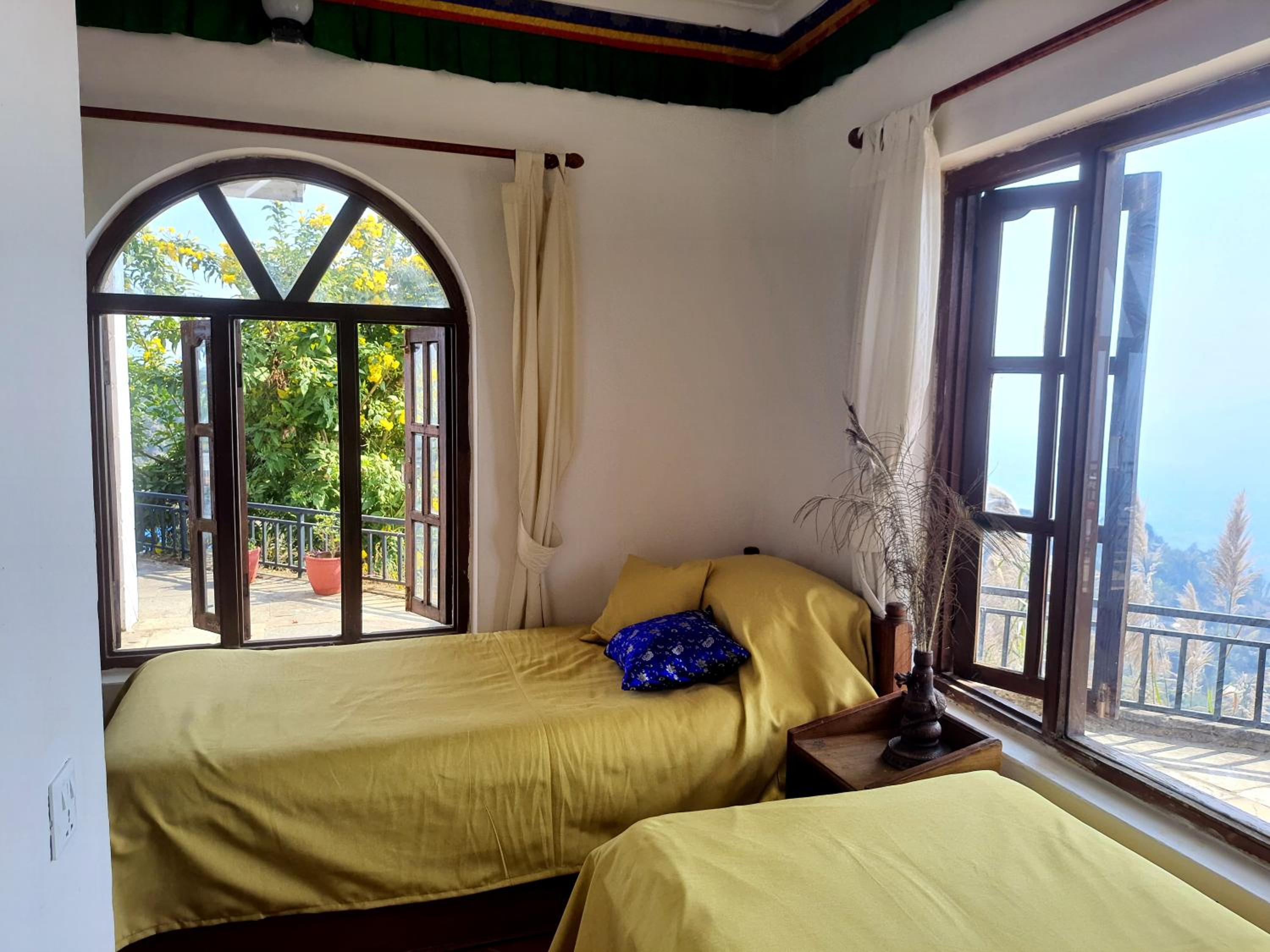 Peace Dragon Lodge