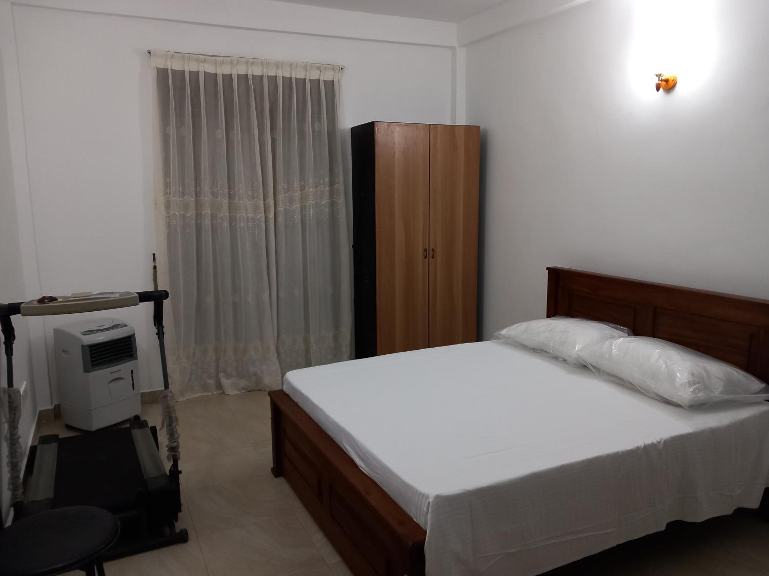 Dahamdinu Guest house